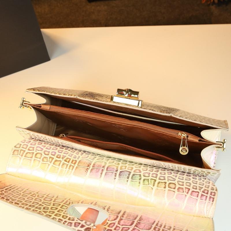 Vibrant Snake Print Crocodile Pattern Handbag, Luxurious Single Shoulder Bag, High-End Commuter Crossbody Bag, Versatile Locking Female Bag