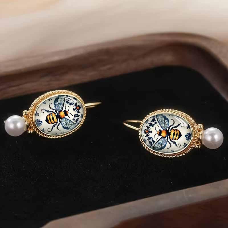 Vintage Bee Illustration Print Earrings, Elegant French European Style All-Match Drop Ear Jewelry for Women