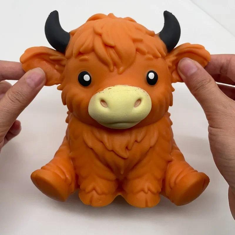 Hot Jumbo Highland Cow Stress Balls Squishies Squeeze Toy Squeeze Ball Fidget Toy for Slow-Rising Stress Relief Squeeze Toy