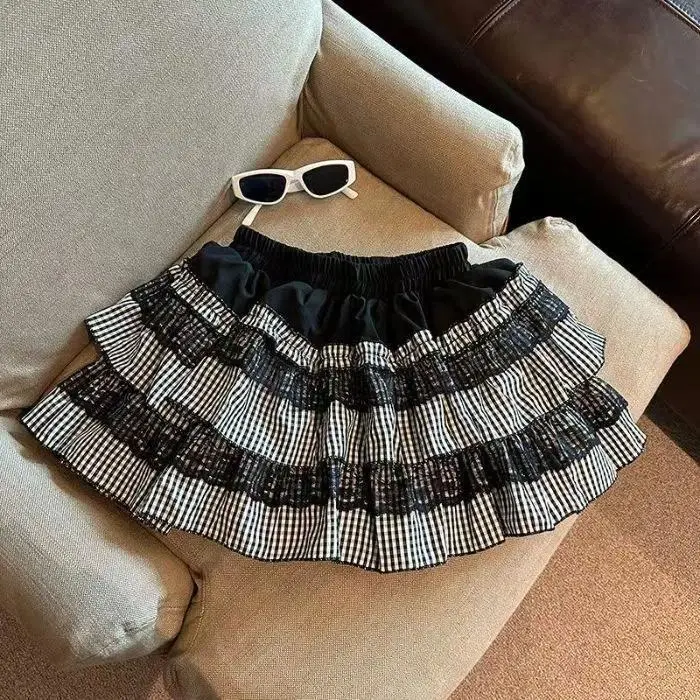 Lolita Gingham Mini Skirt with Layered Lace Trim Built-in Bloomers Elastic Waist Tiered Ruffle Cake Skirt Y2K Harajuku Skort