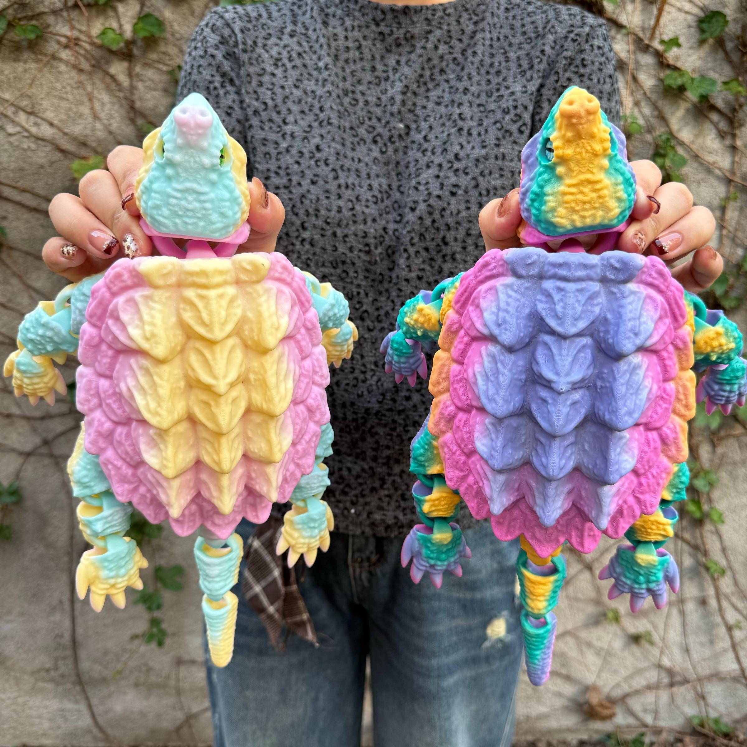 3D Printed Crocodile Statue Decoration, Two Sizes Available, Unique Home Decor, Christmas Gift, Realistic Eyes, Moveable Joints, Turtle Designs