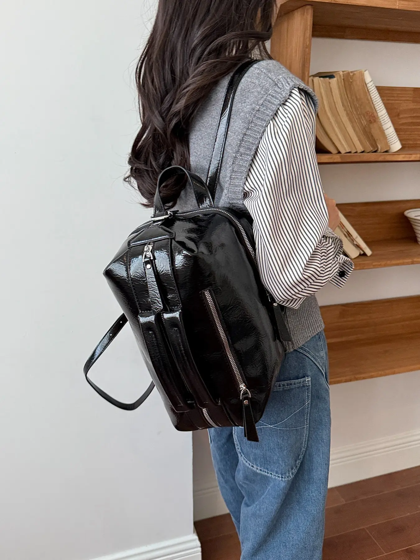 Fashion Oil Wax Leather Backpack, Durable & Stylish Design, Multiple Carrying Options, Ample Storage, Comfortable Shoulder Straps