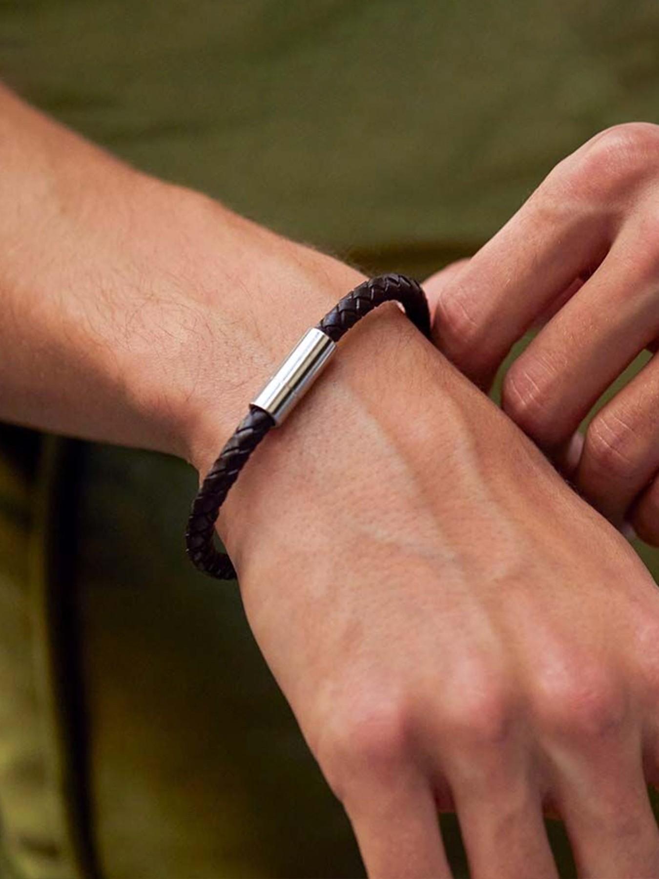 Men's Fine Woven Leather Bracelet, Minimalist Casual Style, Thin Braided Wristband, Fashion Accessory for Daily Wear, Perfect Gift