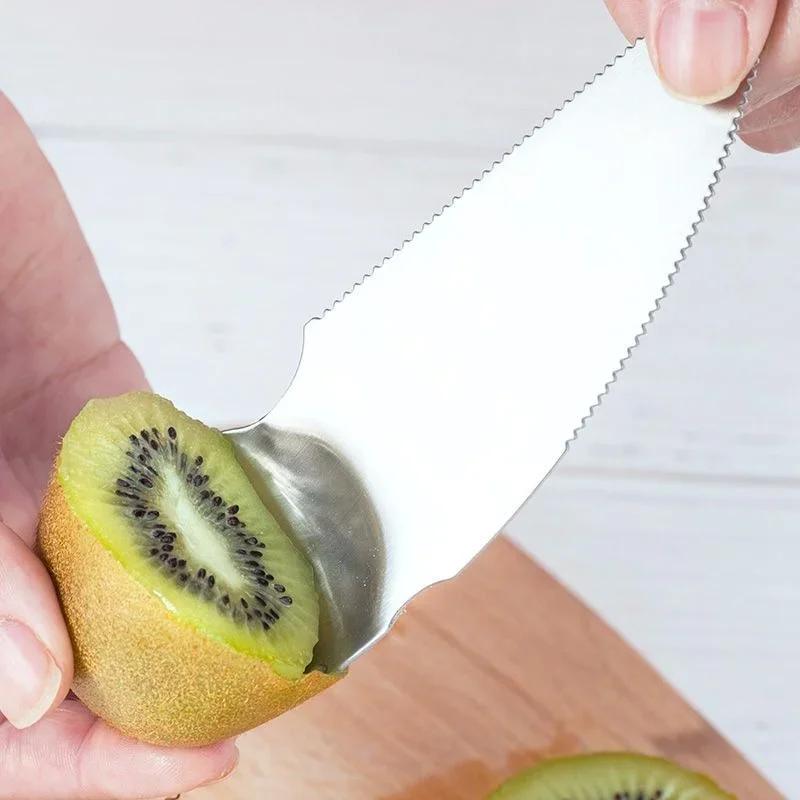 304 Food Grade Stainless Steel Multifunctional Fruit Tool - 36g Durable Serrated Edge Spoon for Peeling Kiwi, Cutting Avocado, Kitchen Utensil Gadget with Quality Assurance