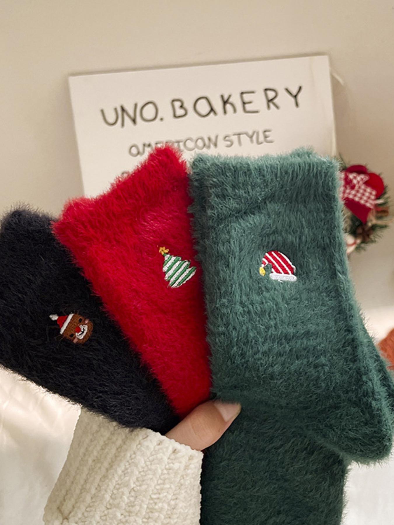 5 Pairs Sock Set Retro Solid Color Plush Middle Socks Christmas Embroidered Warm Socks Suitable for Daily Casual Wear