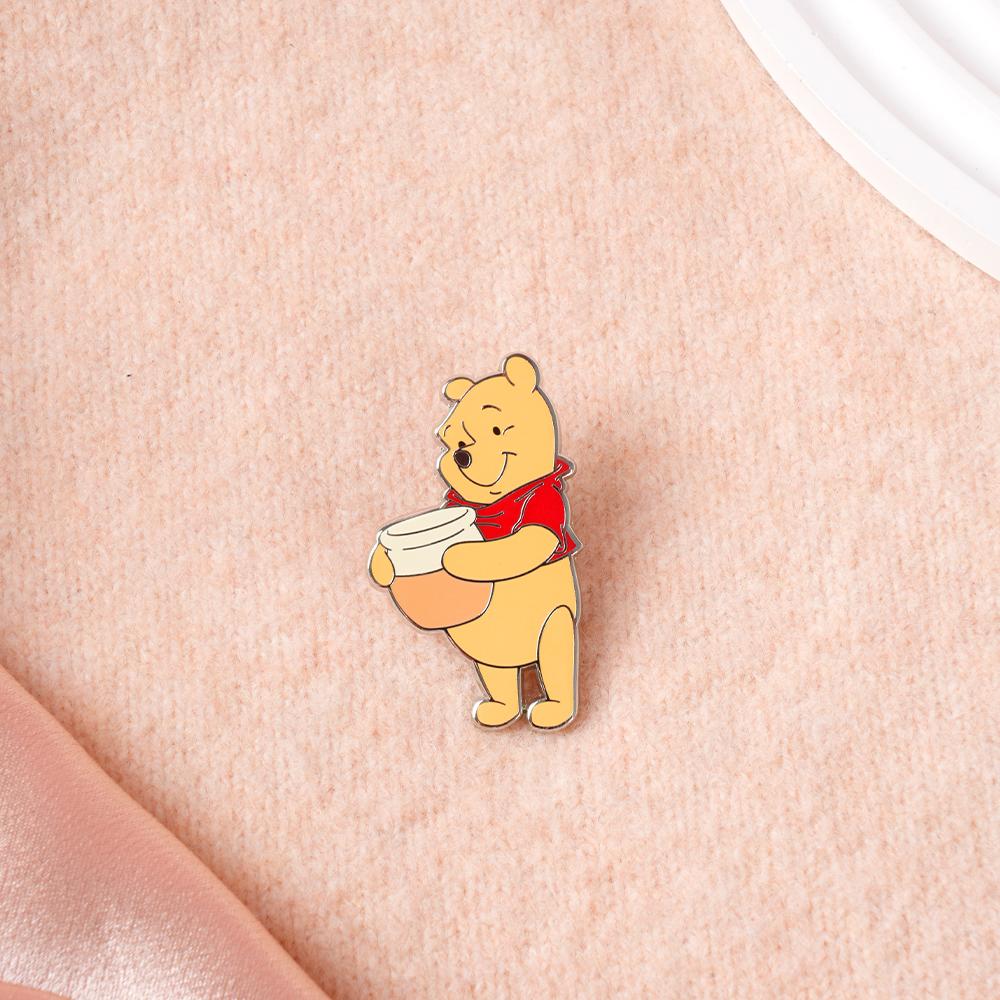 1PC Winnie Pooh Bear Enamel Pins Cute Cartoon Button Pins Decorative Badges Clothes Bag Backpack Hats Band Funny Womens Brooches Collectible Display Birthday Anime Peripheral Gifts