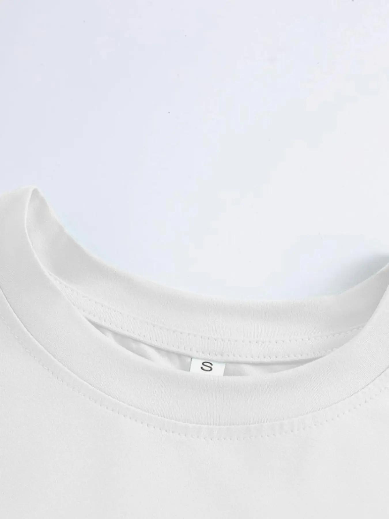 Women's Oversized Graphic Tee - Cute Highland Cow "I'm Not A Hot Mess I'm A Spicy Disaster" Funny Sarcastic Shirt, Pink Valentine's Day Casual Everyday Oversized T-Shirt, Trendy Sassy Disaster Graphic Top, Loose Fit Comfortable Short Sleeve Tee