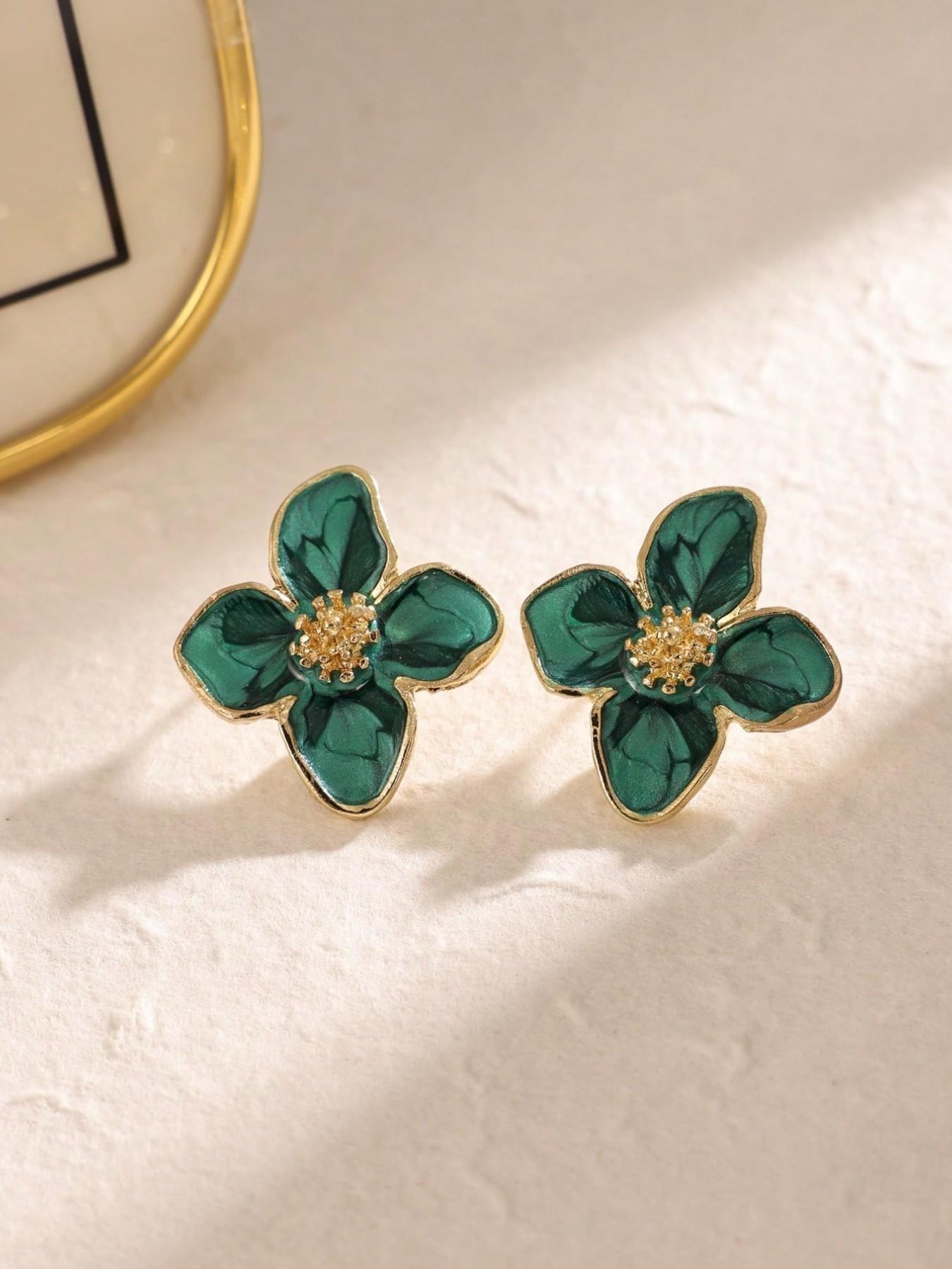 Drop Oil Metal Petal Stud Earrings, Elegant Floral Pattern, Alloy Material, All Seasons Jewelry for Women, Evening Event Accessories