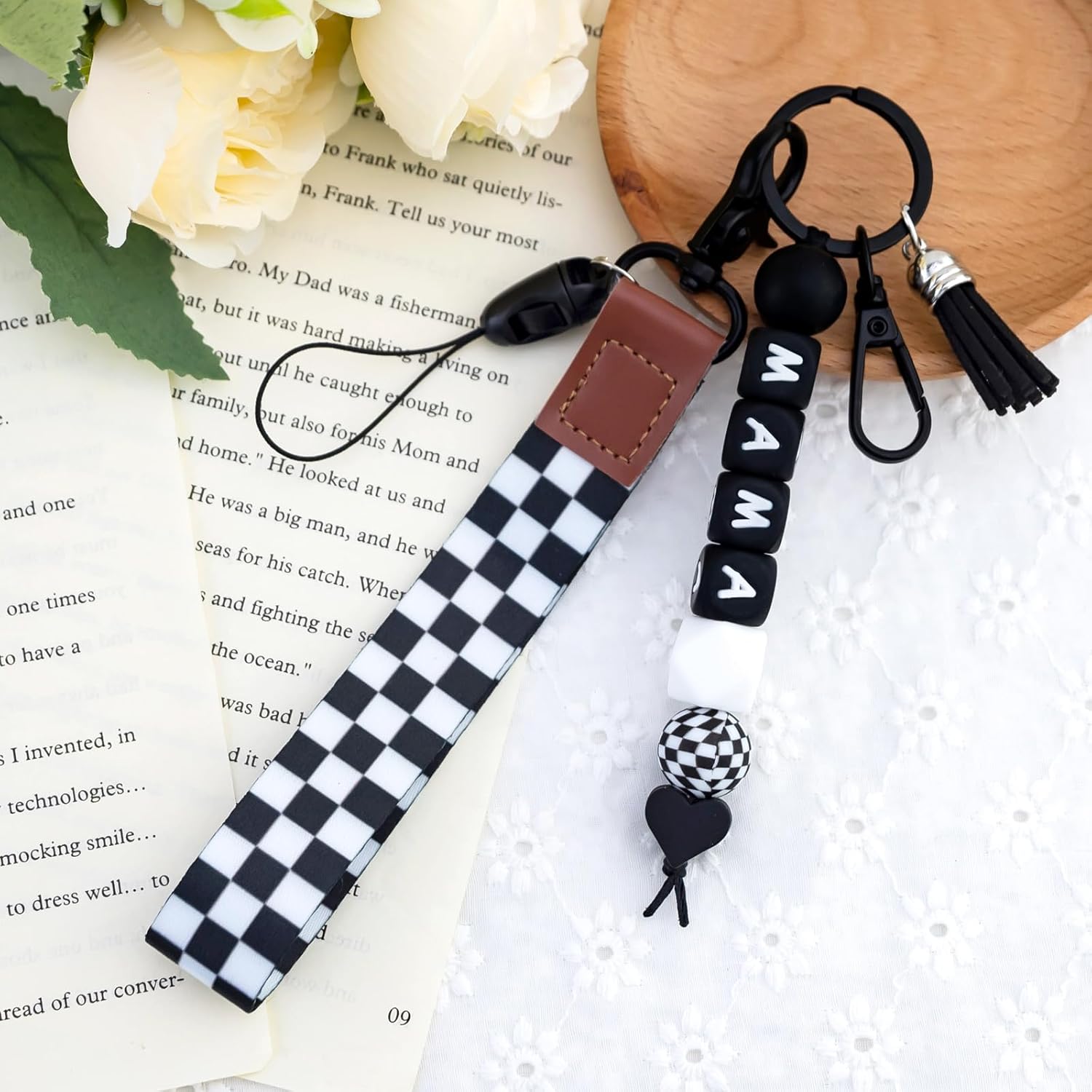 Black Checkered Mama Keychain, Wristlet Lanyard with Silicone Beads for Car Keys, Purse Charms, Backpack Accessories, Daily Carry, Mom Gifts and Fashion Key Holder
