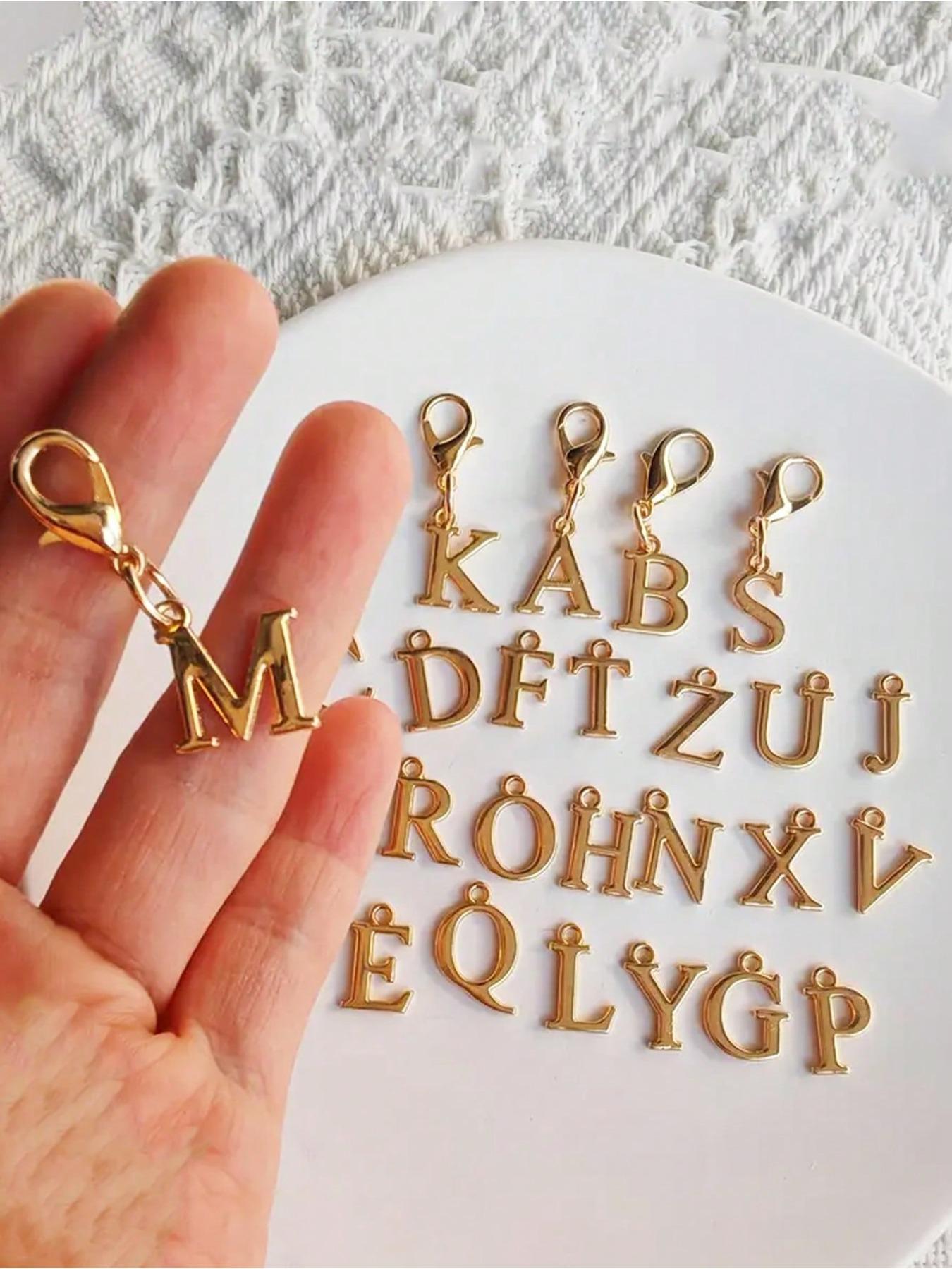 Alphabet A-Z Keychain - Sophisticated and elegant gold metal alphabet keychain with lobster clasp, suitable for vacations, dates, beach activities, shopping, commuting and studying, etc. Ideal for wallets, backpacks and car keys |.