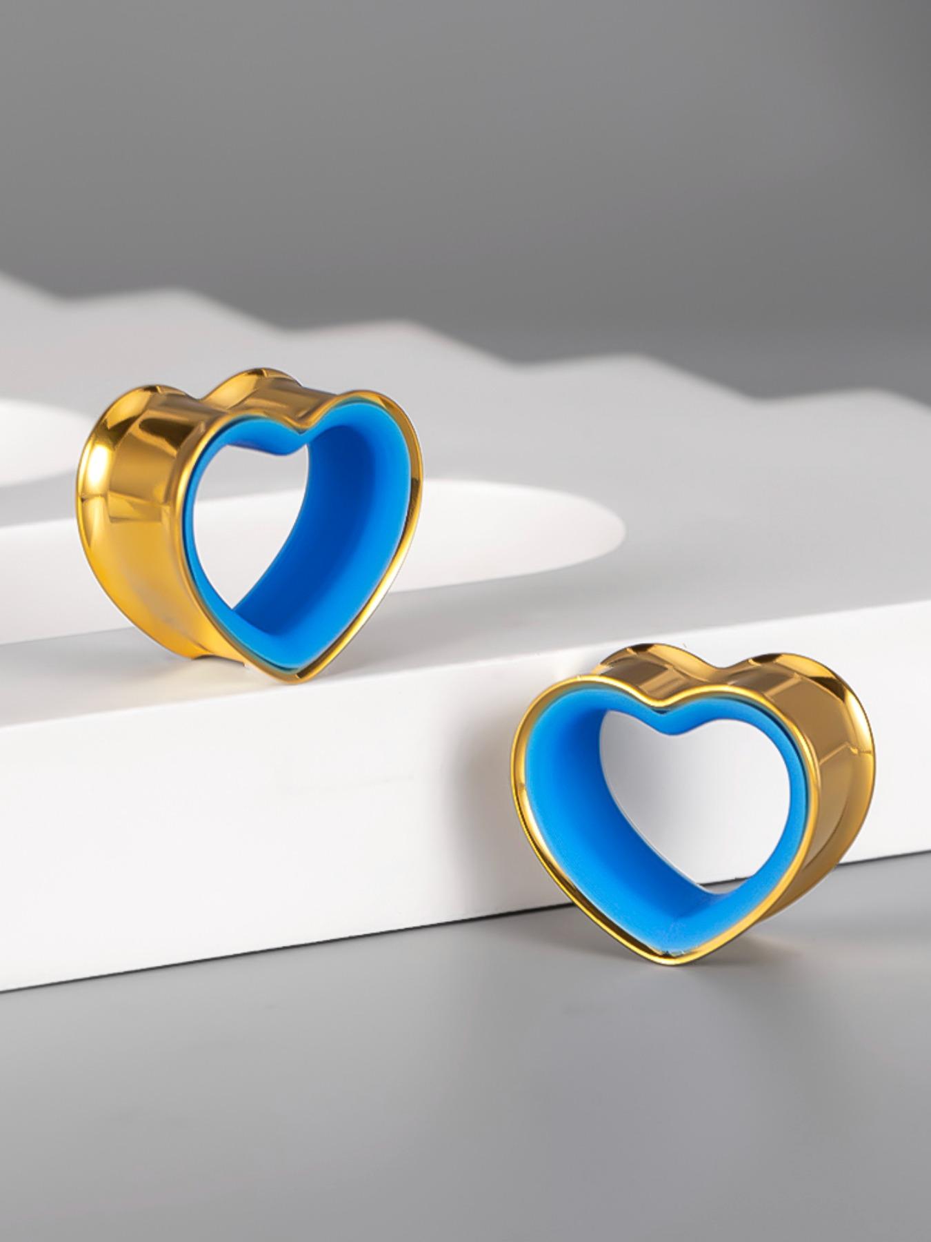 vanku 2pcs Hollow Heart Shape Ear Tunnels Plugs, Stainless Steel Hypoallergenic Piercing Gauges Earrings, Unisex Gift for Women Men