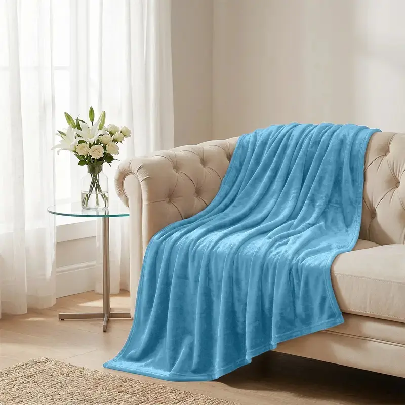 Soft Fleece Throw – Lightweight Polyester Throw for Couch, Bed & Travel Use – Available in Multiple Sizes (Throw, Twin, Queen & King) for Everyday use