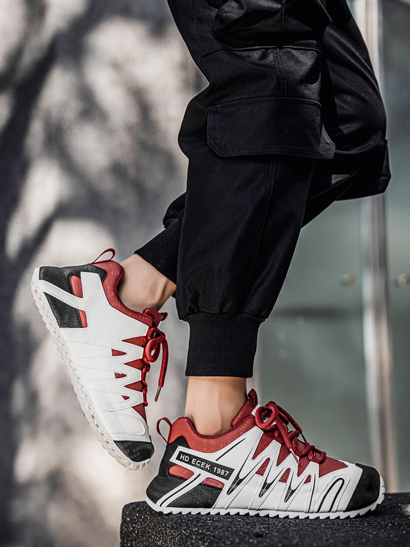 Unisex Black & White Sports Sneakers: Versatile Comfort + Breathable Upper, Daily Commute Casual Shoes