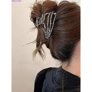 Punk Skull Hair Claw Clip for Women – Fashion Statement Hair Clamp, Trendy All Match Hair Accessory for Thick Hair, Casual Styling, Daily Wear & Gothic Inspired Looks