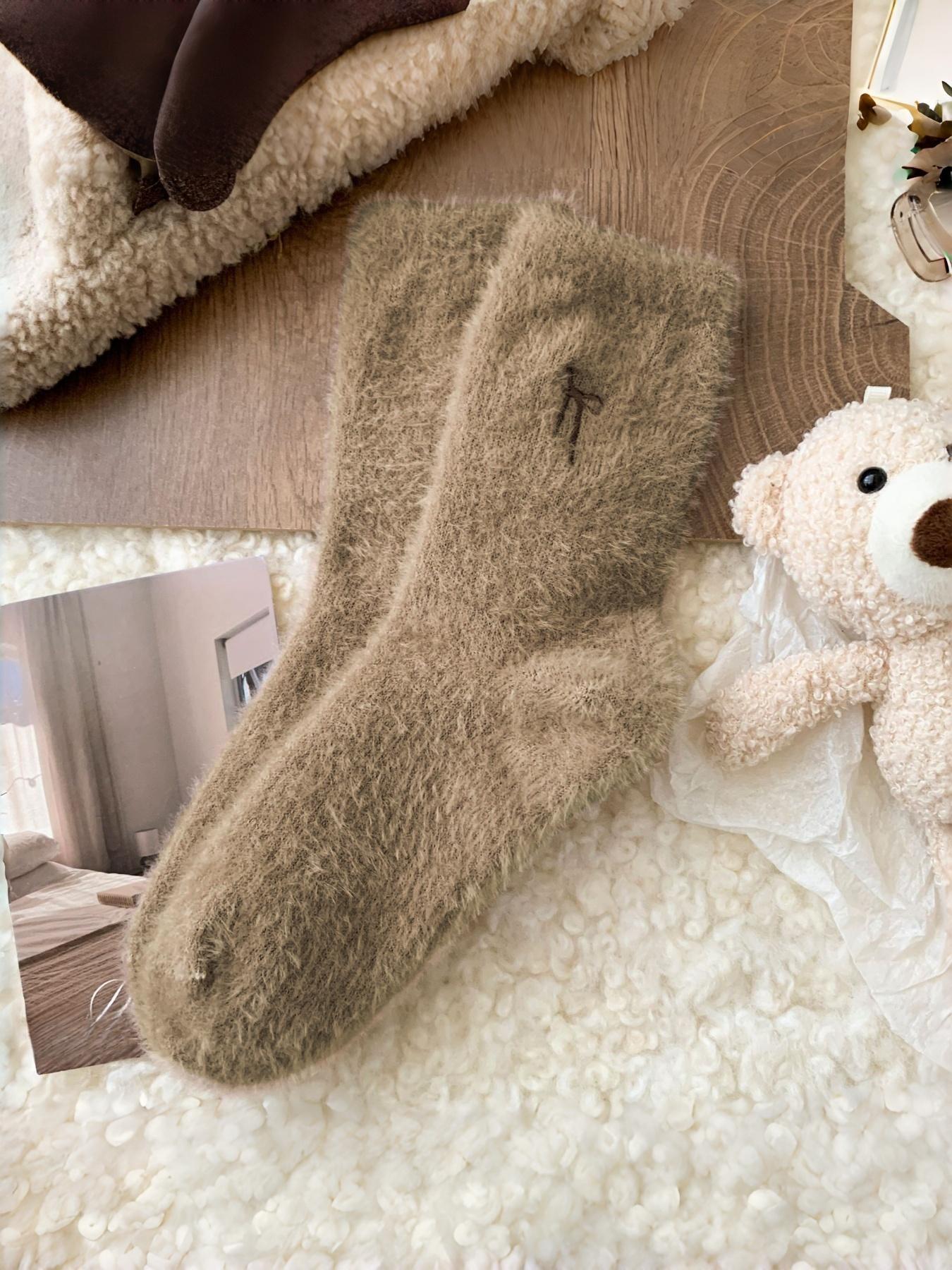 Women's Winter Imitation Mink Fur Bowknot Plush Socks, Vintage Mid-Calf Thick Warm Sleep Socks, Fitted Plain Design, Casual Comfy Socks