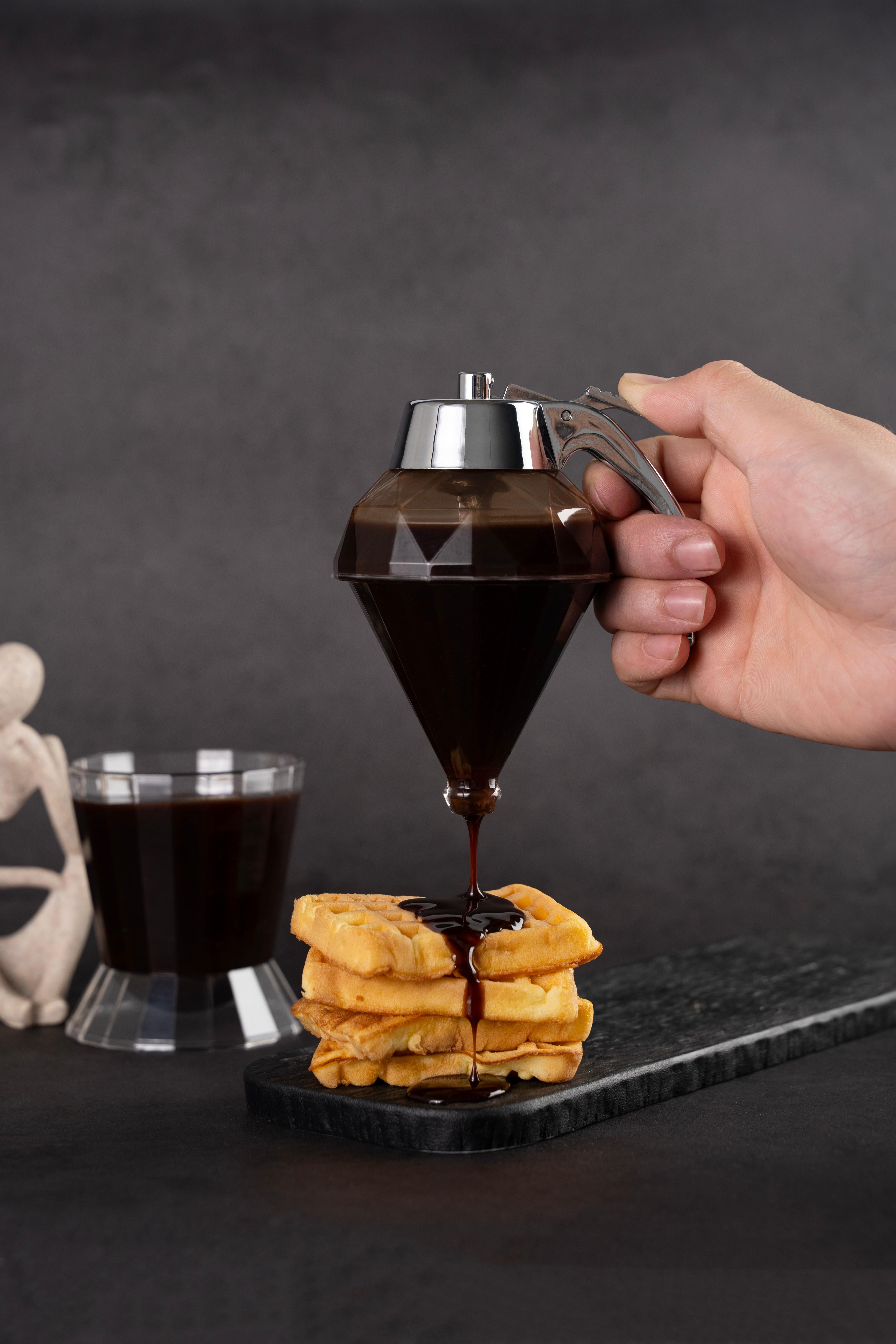 No Drip Honey Dispenser with Stand(Non-glass) - Honey and Syrup Storage Container - Suitable for Honey, Syrup, Jam - 8oz No Drip Honey Storage Dispenser - Easy to Use No Drip Honey Dispenser with Stand(Non-glass) - Honey and Syrup Storage Container - Suitable for Honey, Syrup, Jam - 8oz No Drip Honey Storage Dispenser - Easy to Use