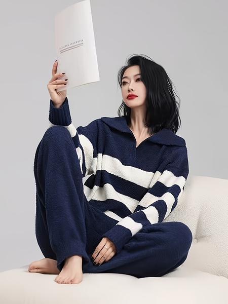 Women's Fall Winter Coral Fleece Striped Pajama Set, Long Sleeve Top and Pants, Loose-Fitting Casual Homewear, Outer Wear Sleepwear