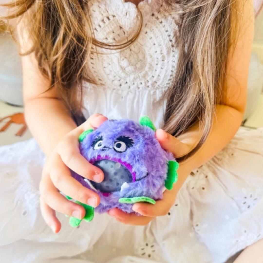 Creative Cute Pet Plush Stress Ball: Adorable Animal-Shaped Squeeze Toy—the Perfect Stress-Relief Tool and Holiday Gift. Styles vary. A must-have for stress relief. Suitable for ages 12 and up.