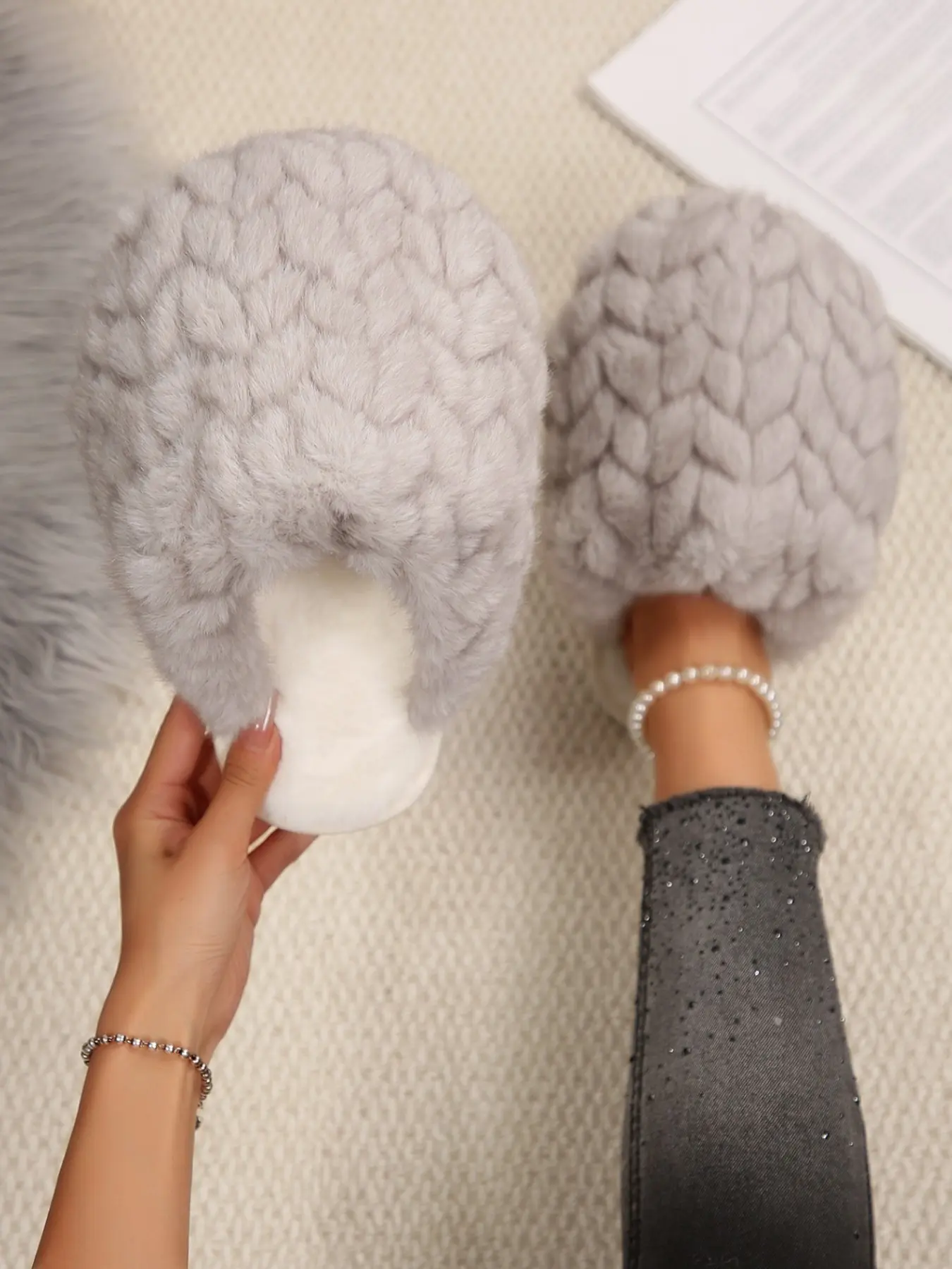 Embossed Plush Furry Mule Slides for Women, Soft Thick Faux-Fur Backless House Slippers, Warm Winter Indoor Casual Footwear