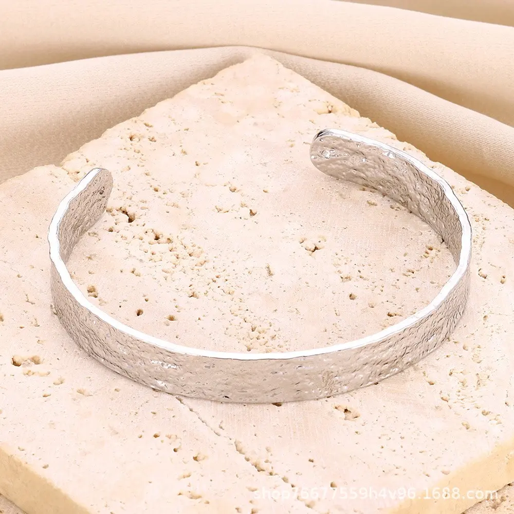 White gold iron texture bracelet