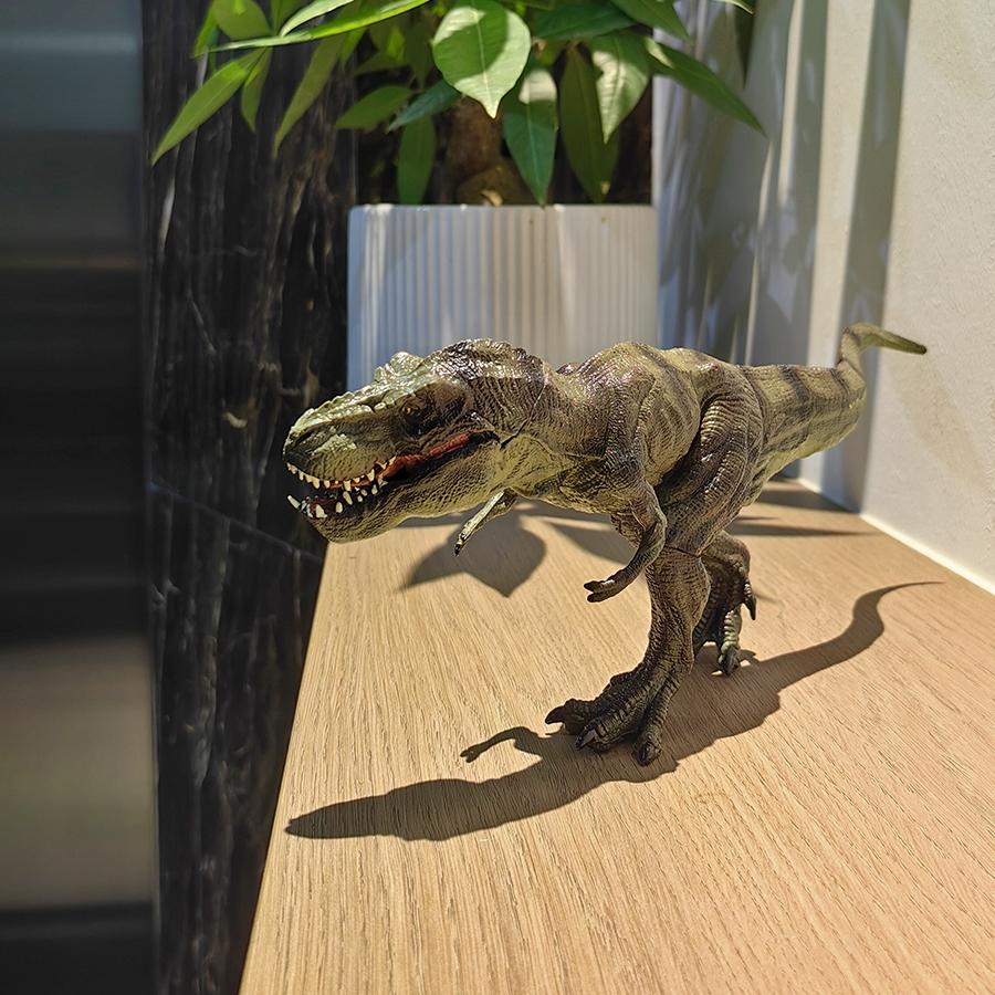 Large Dinosaur Set, Solid Roaring Tyrannosaurus Rex Figurine, Perfect Gift for Dinosaur Enthusiasts, Party Gift, Educational Model, Birthday & Christmas