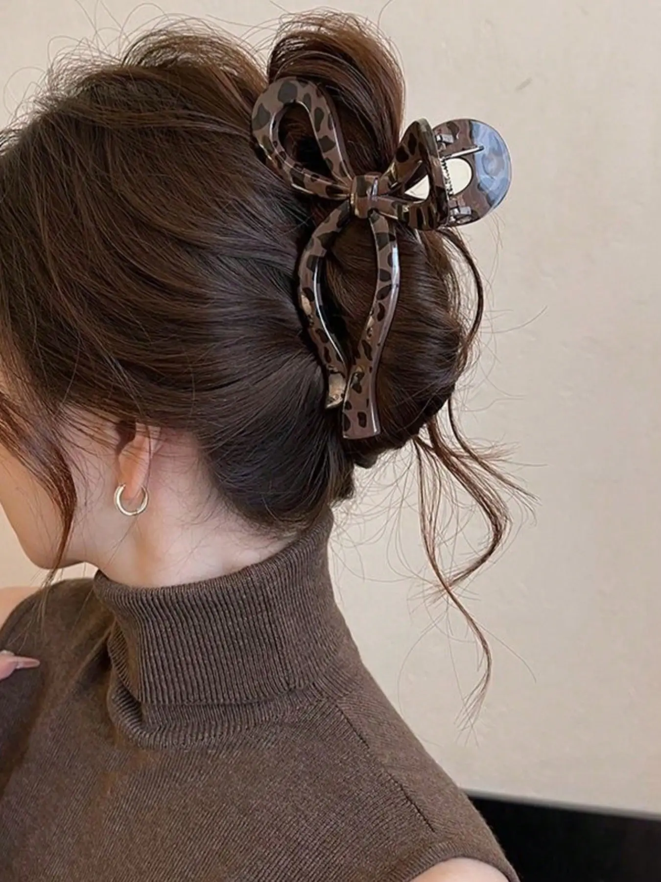 1pc Leopard Print Bow Claw Clip, Large Size Hair Clip For Women With Thick Hair Claw, Hair Accessory, Birthday Gift, Stocking Stuffers, Stocking Fillers, Gifts, Hair Clips For Thick Hair