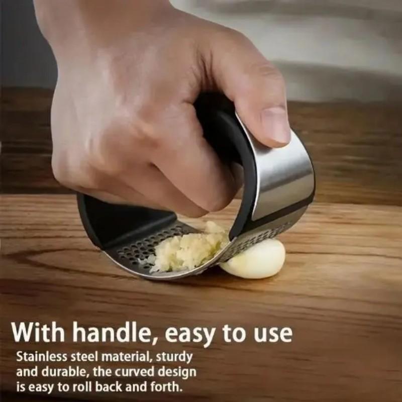 Stainless Steel Garlic Press, Easy to Clean and Durable Kitchen Tool, Ideal for Chopping and Crushing Garlic, Perfect for Apartments and Dorms