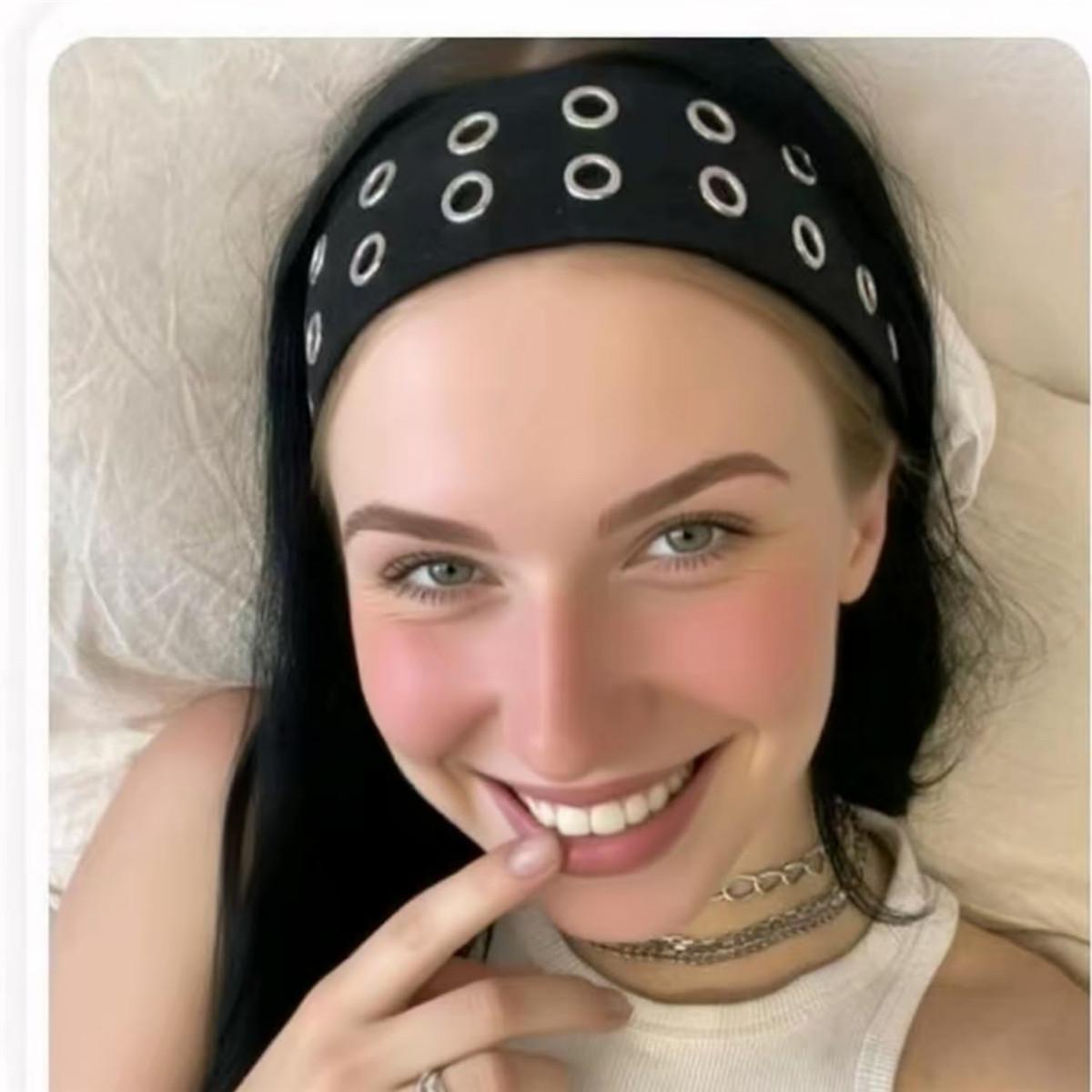 AWAYTR Fashion Grommet Wide Headbands for Women Hollow Out Elastic Head Bands Y2k Girls Punk Grunge Stretchy Hair band Hair Accessories