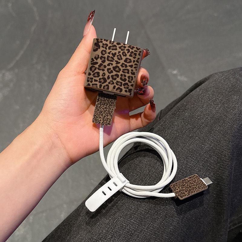 iPhone Case Set Leopard Print Design, Shockproof Phone Cover with Charger Protector & Cable Organizer Accessories for iPhone 15 Series