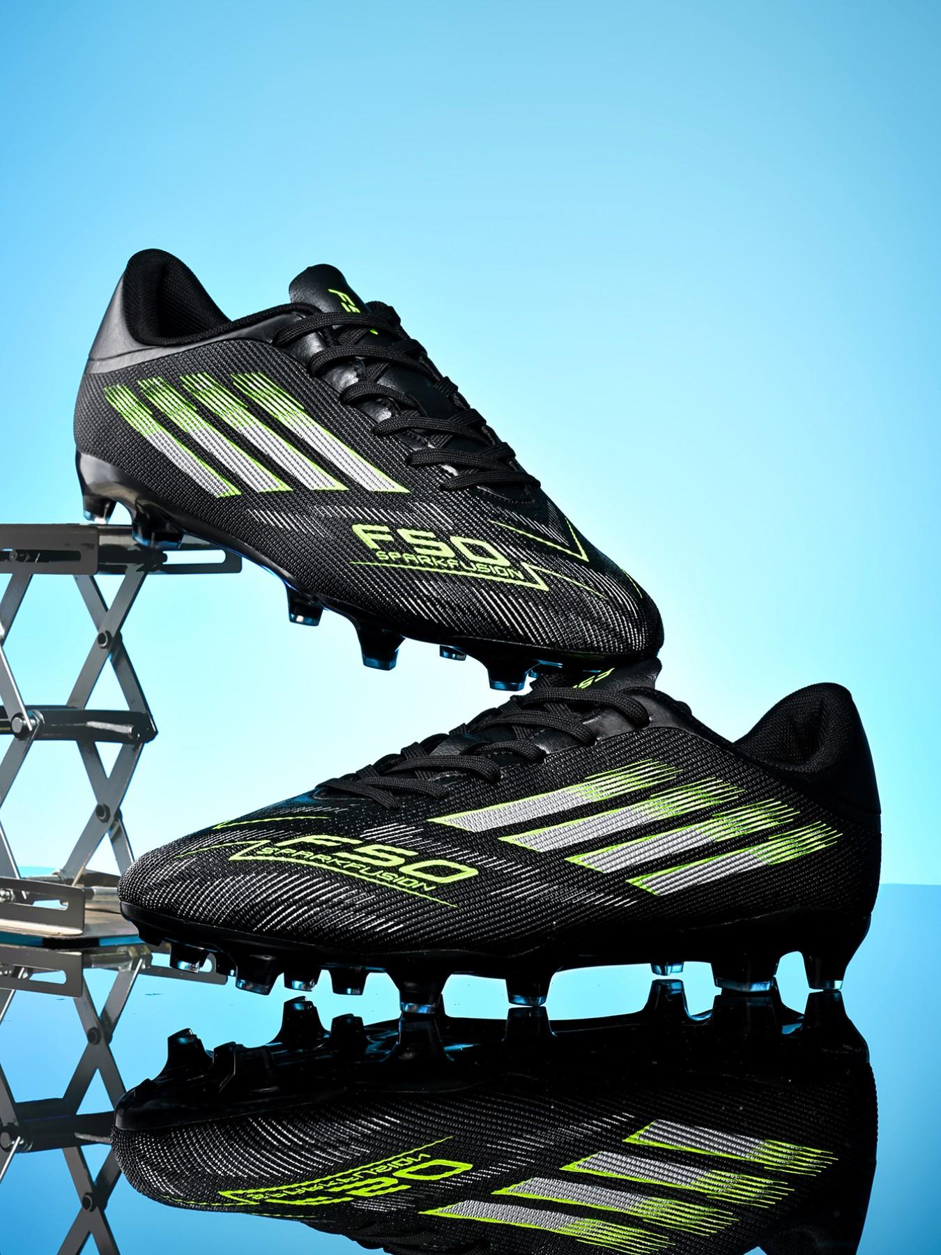 New Men Women Football Shoes World Cup Ag Long Nails Anti-Slip Training Outdoor Lawn Soccer Boots Low Top Short Nails Sports Shoes