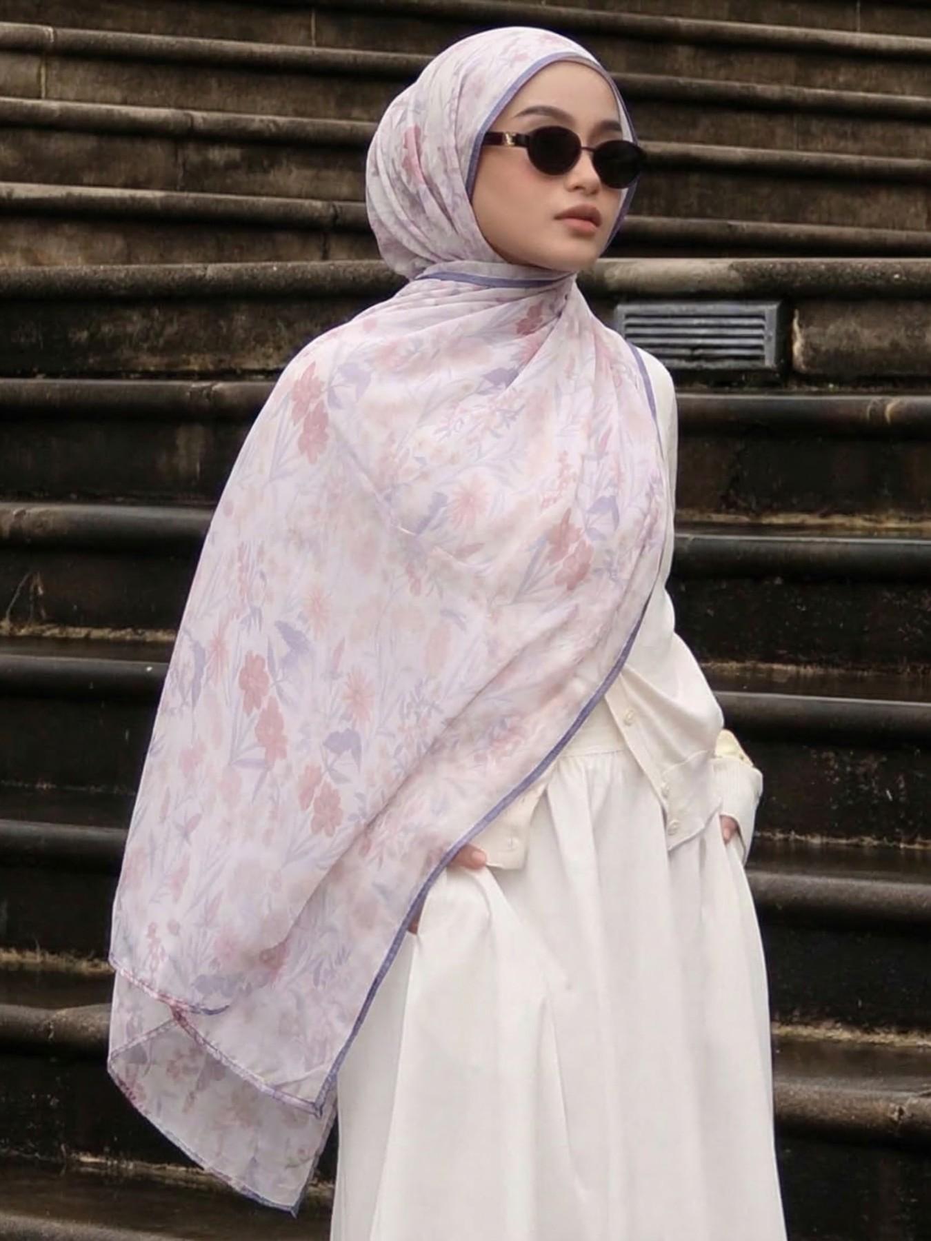 1pc Fashion Floral Voile Hijab Scarf, Elegant Printed Headscarf, Muslim Daily Wear Turban, Breathable Beach Long Shawl