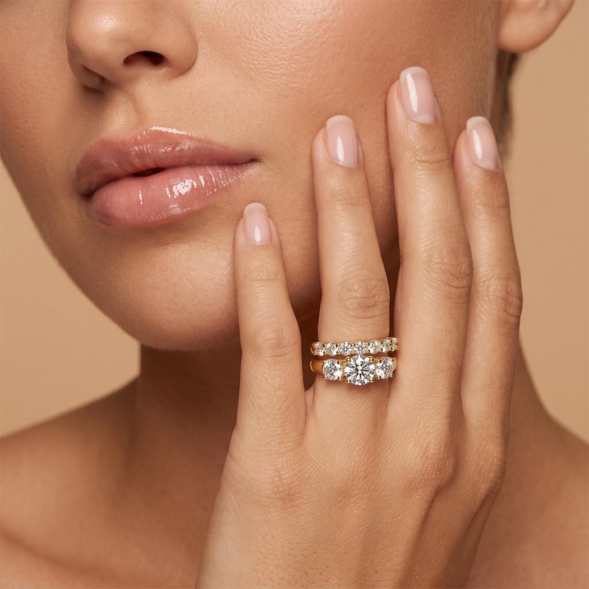 CENLEAR Female Stunning Ring Set - Women's 18K Gold-Plated Lab-Grown 2-Carat 3-Stone Stackable Fine Moissanite Wedding Rings Set for Engagement, Valentine's Day Gift
