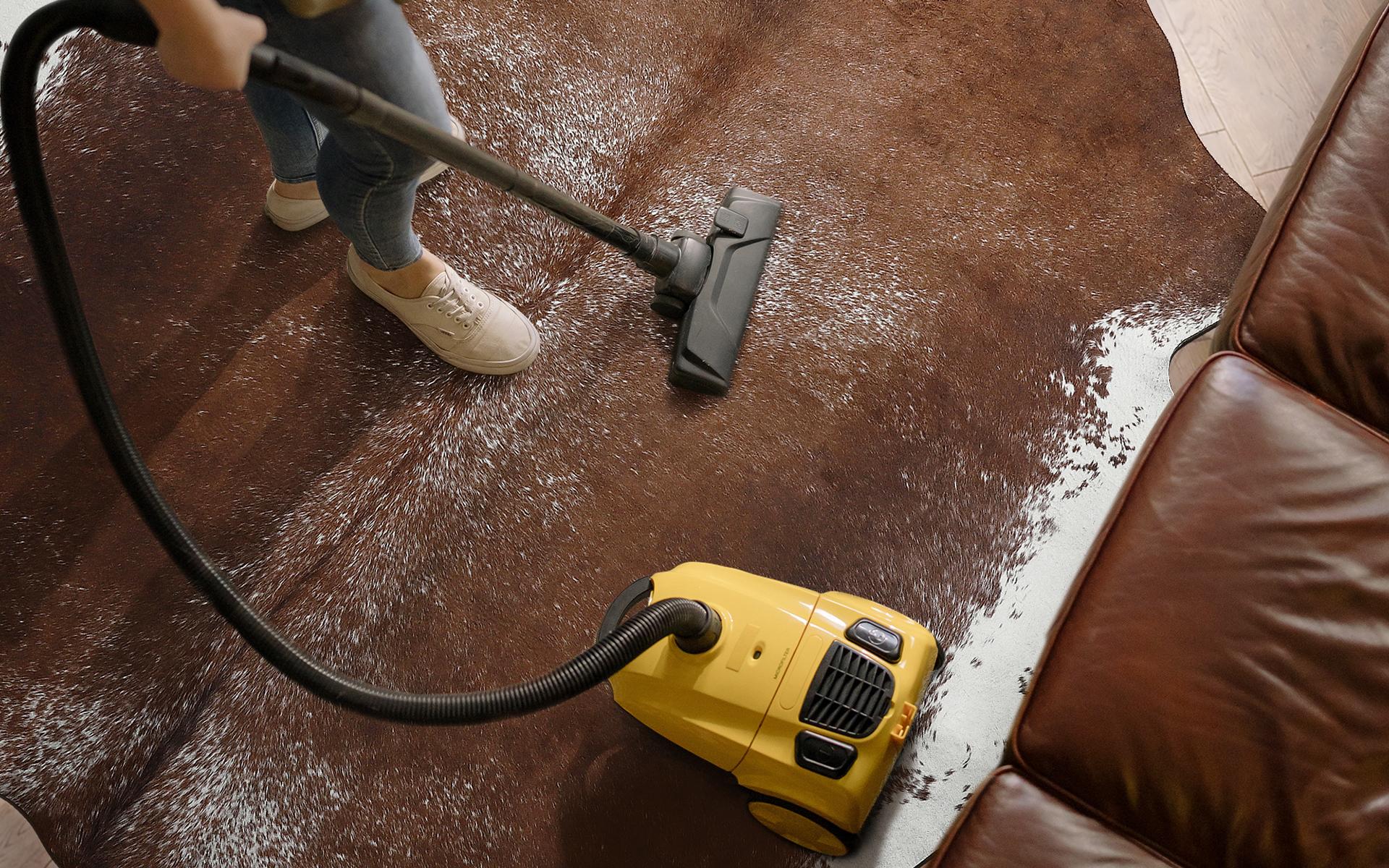 LOCHAS Premium 100% Polyester Cowhide Rug Western Style Animal Print Faux Fur Soft Comfortable Durable Easy to Clean Decor for Bedroom Living Room