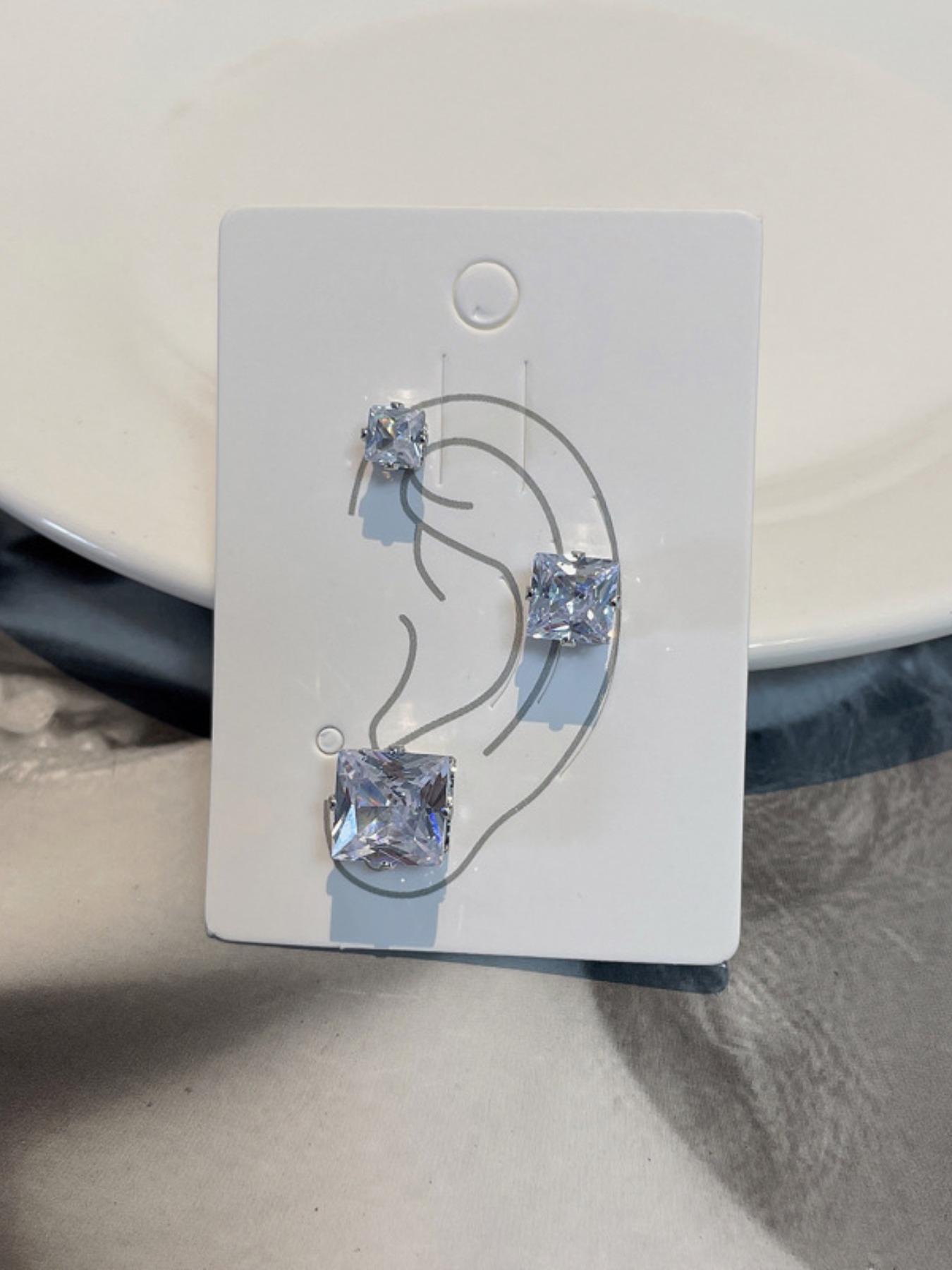 Black Zirconia Magnetic Cartilage Earring – No Piercing Painless Magnetic Ear Cuff for Women, Fake Helix Earring for Unisex, Hypoallergenic Claw Clip Earring, Ideal Gift for Labor Day Halloween Thanksgiving Christmas