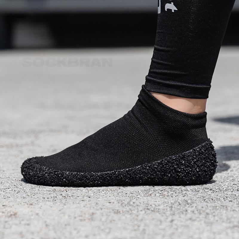 Multifunctional Barefoot Sock Shoes! Classic Women's and Couple's Sock Shoes In Plus Sizes, Lightweight, Foldable, Portable Slip-on Style, Breathable, Non-slip, Quick-drying, Perfect for Beach, Diving, Canyoning, Swimming, Yoga, Fitness, and Jogging.