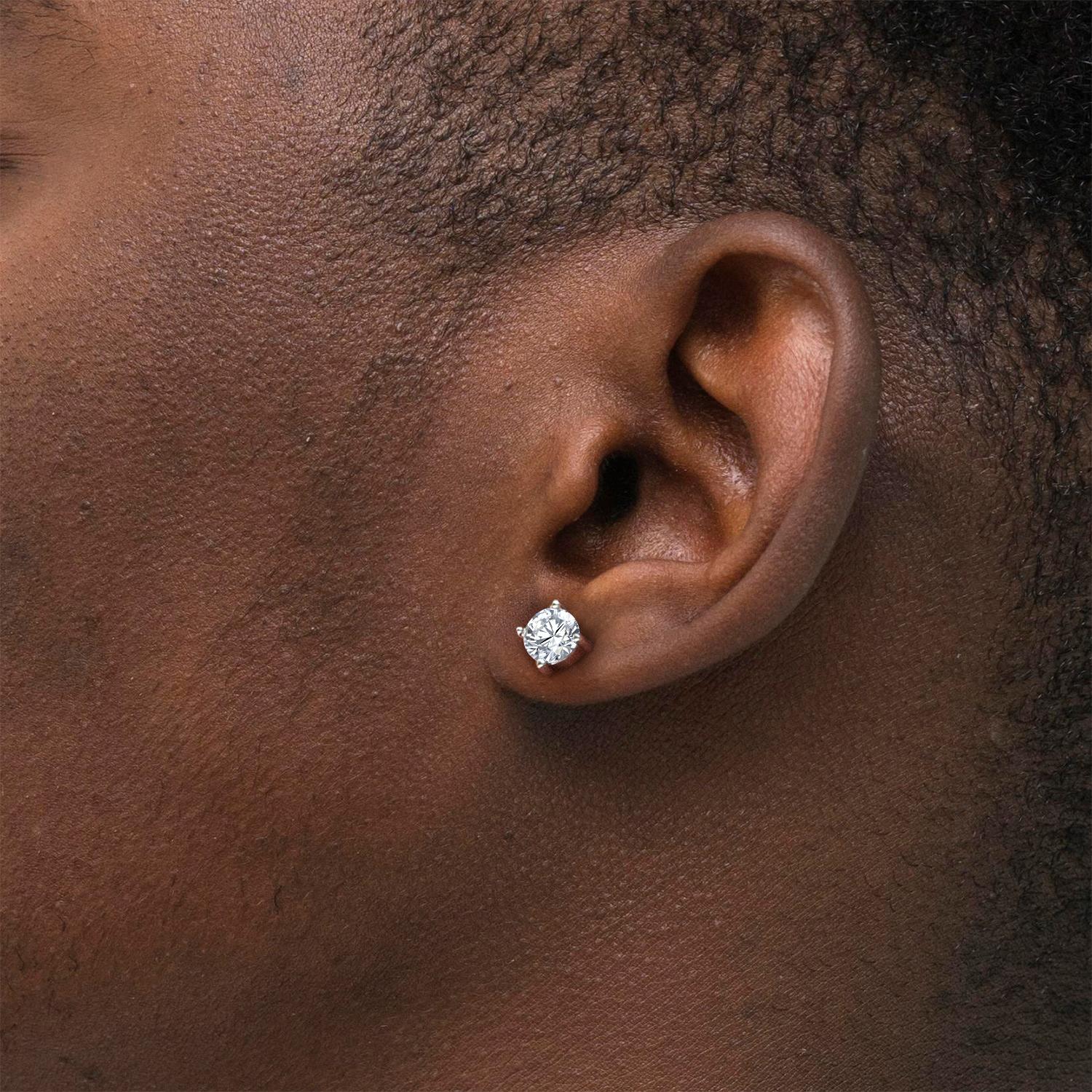 HELLOICE Moissanite Stud Earrings Round Cut 0.5Ct/1Ct Synthetic Moissanite Non-Piercing Earrings Gift for Women Men moissanite earrings HELLOICE Moissanite Stud Earrings Round Cut 0.5Ct/1Ct Synthetic Moissanite Non-Piercing Earrings Gift for Women Men moissanite earrings