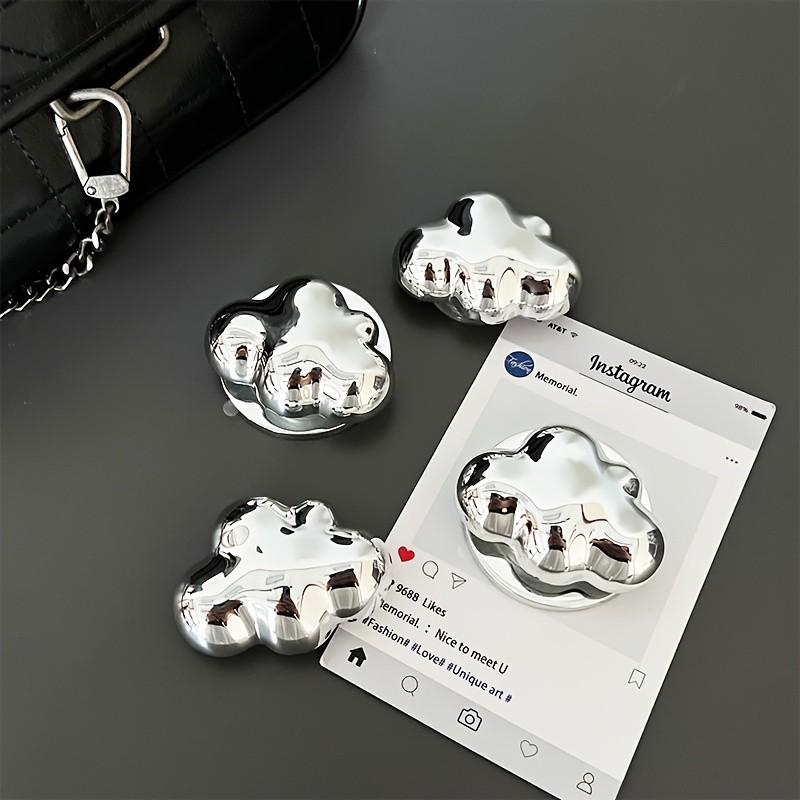 Advanced Electroplated Silver Cloud Magnetic Lazy Phone Stand, Foldable and Extensible Handle, Detachable Back Handle, Ideal Gift