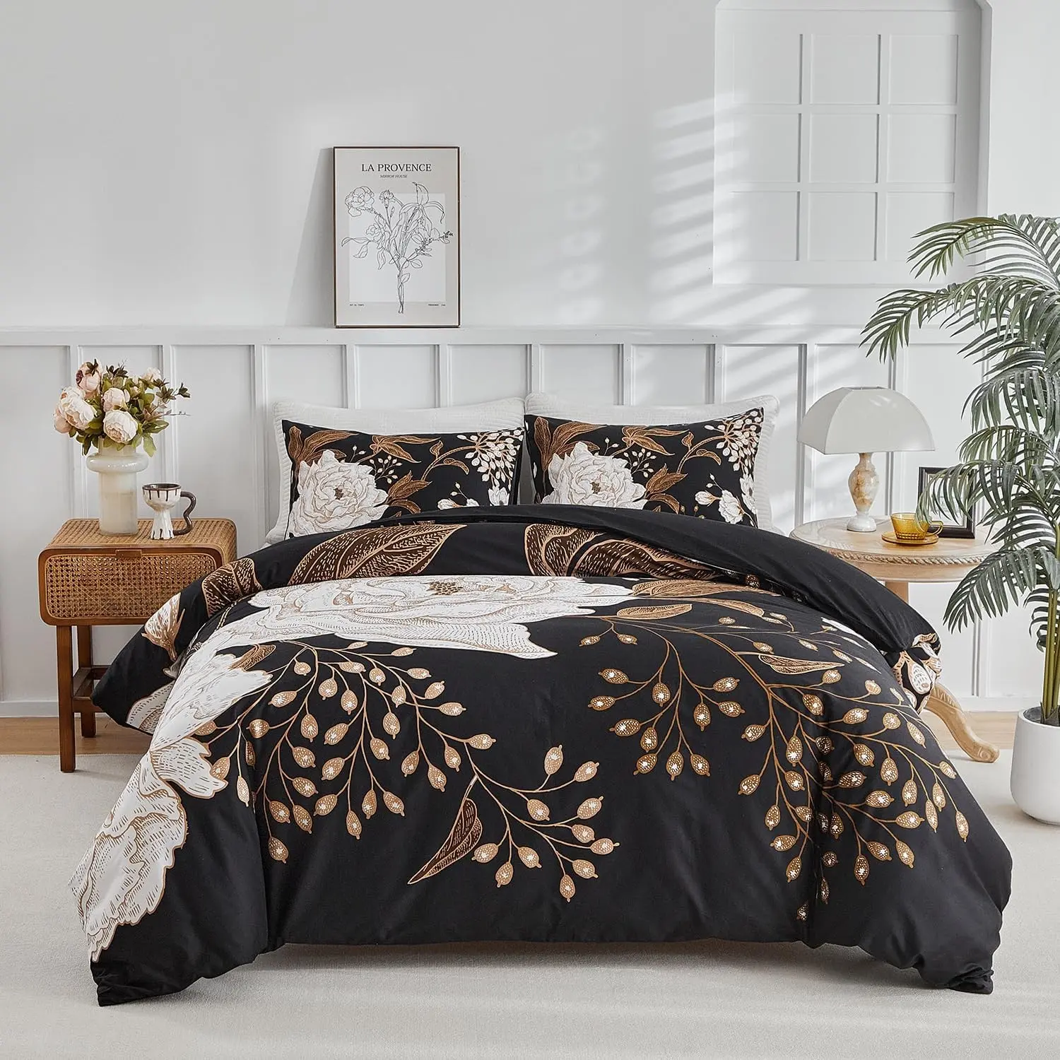 01 - Black White Floral