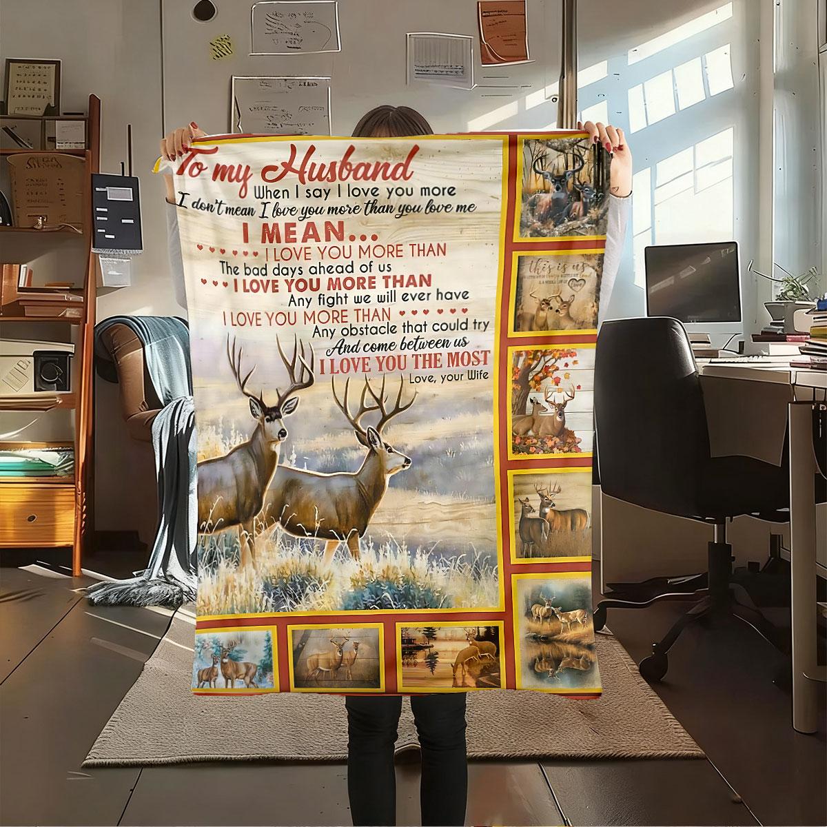 Plush Picnic Blanket, Soft & Cozy Design, Perfect for Camping & Outdoor Use, Ideal Gift for Nature Lovers, Durable Plush Material, Outdoor Camping Supplies