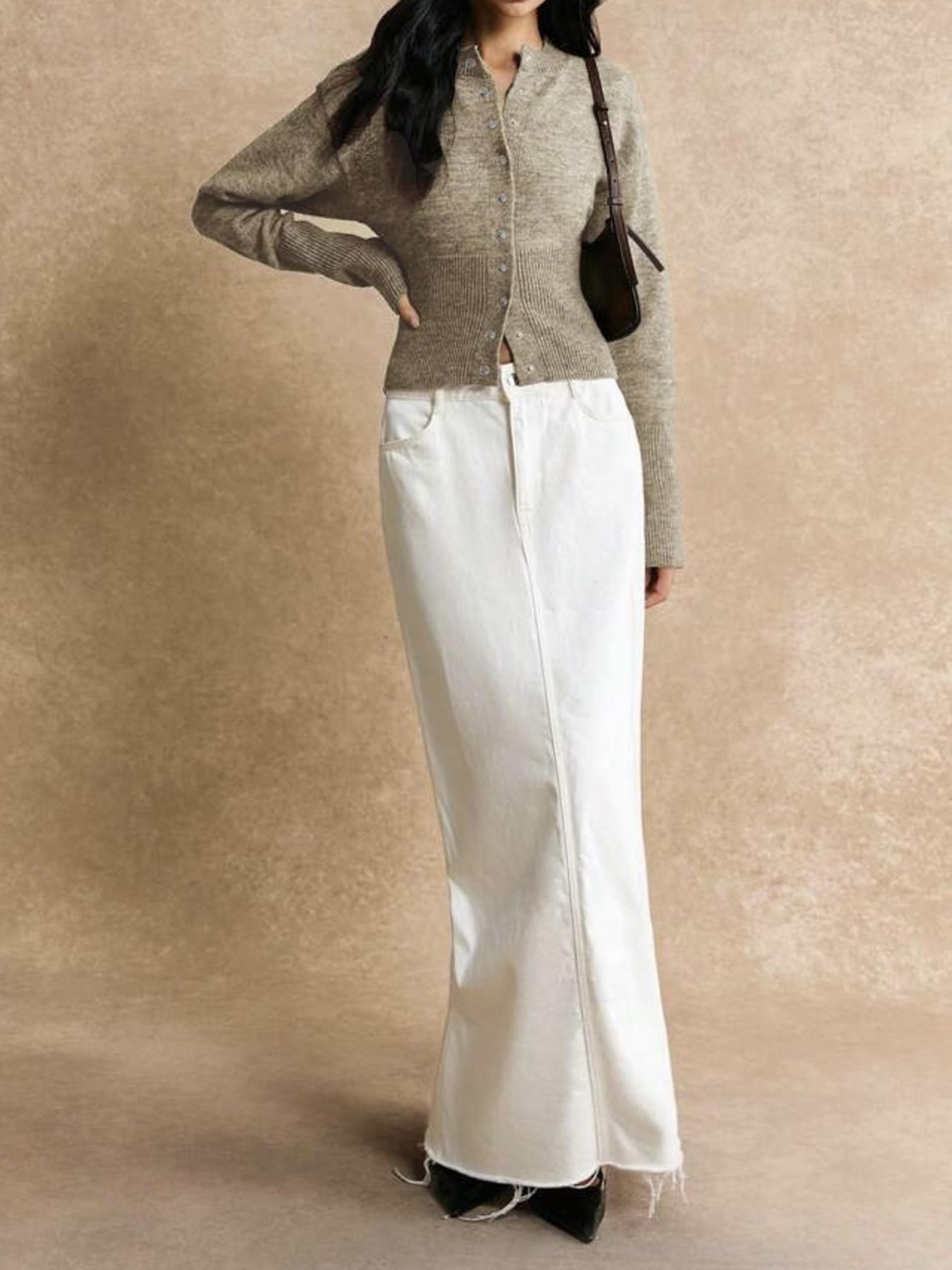 Elegant Slim-Fit Button-Front Cardigan, Fashionable Casual Waist-Centric Knitwear for Fall & Winter Seasons