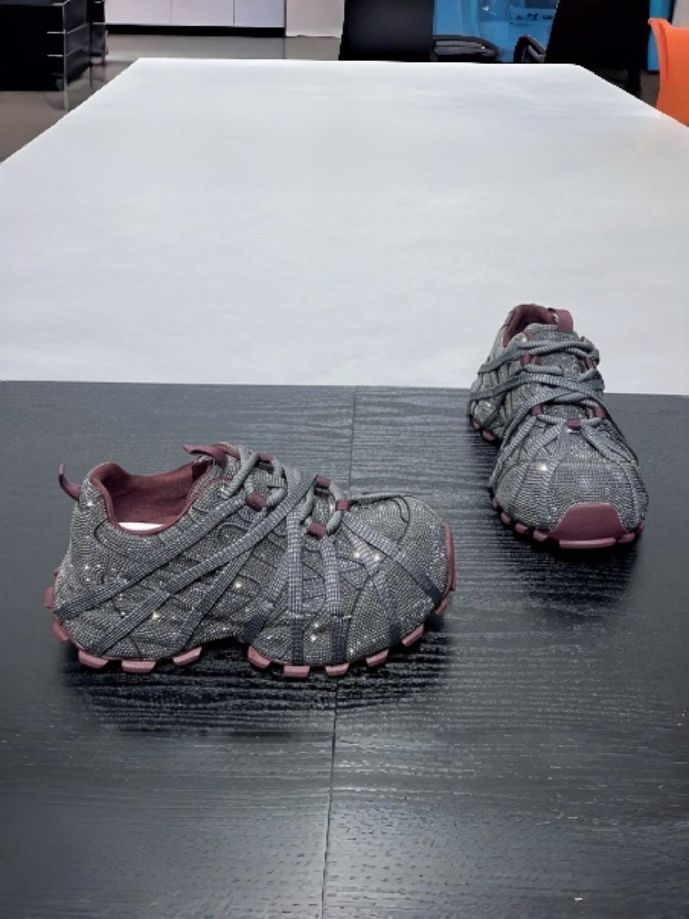 Bling Rhinestone Dad Shoes for Women, Retro Thick Sole Casual Sneakers, Breathable Lightweight Textile Upper, All-Season Comfort, Thick Soled Sneakers