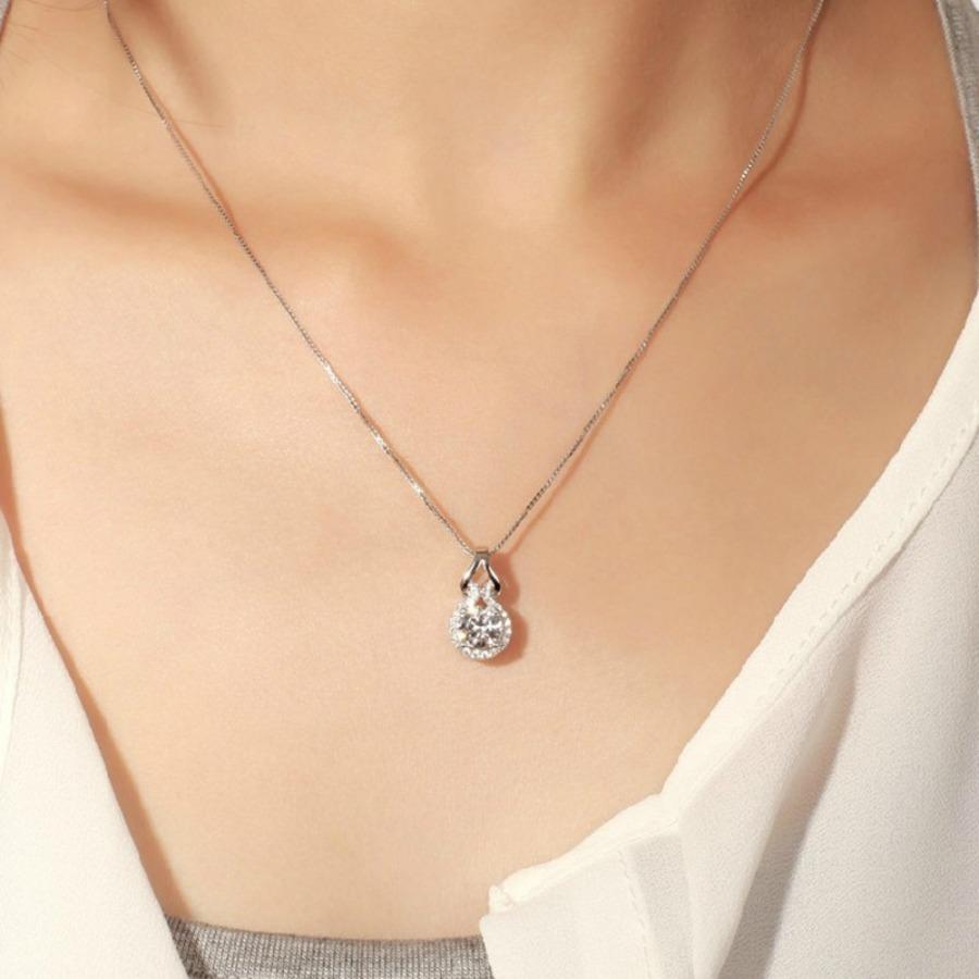 New Chinese fashion temperament inlaid zircon Ruyi gourd pendant single pendant women's high-end collarbone chain light luxury accessories