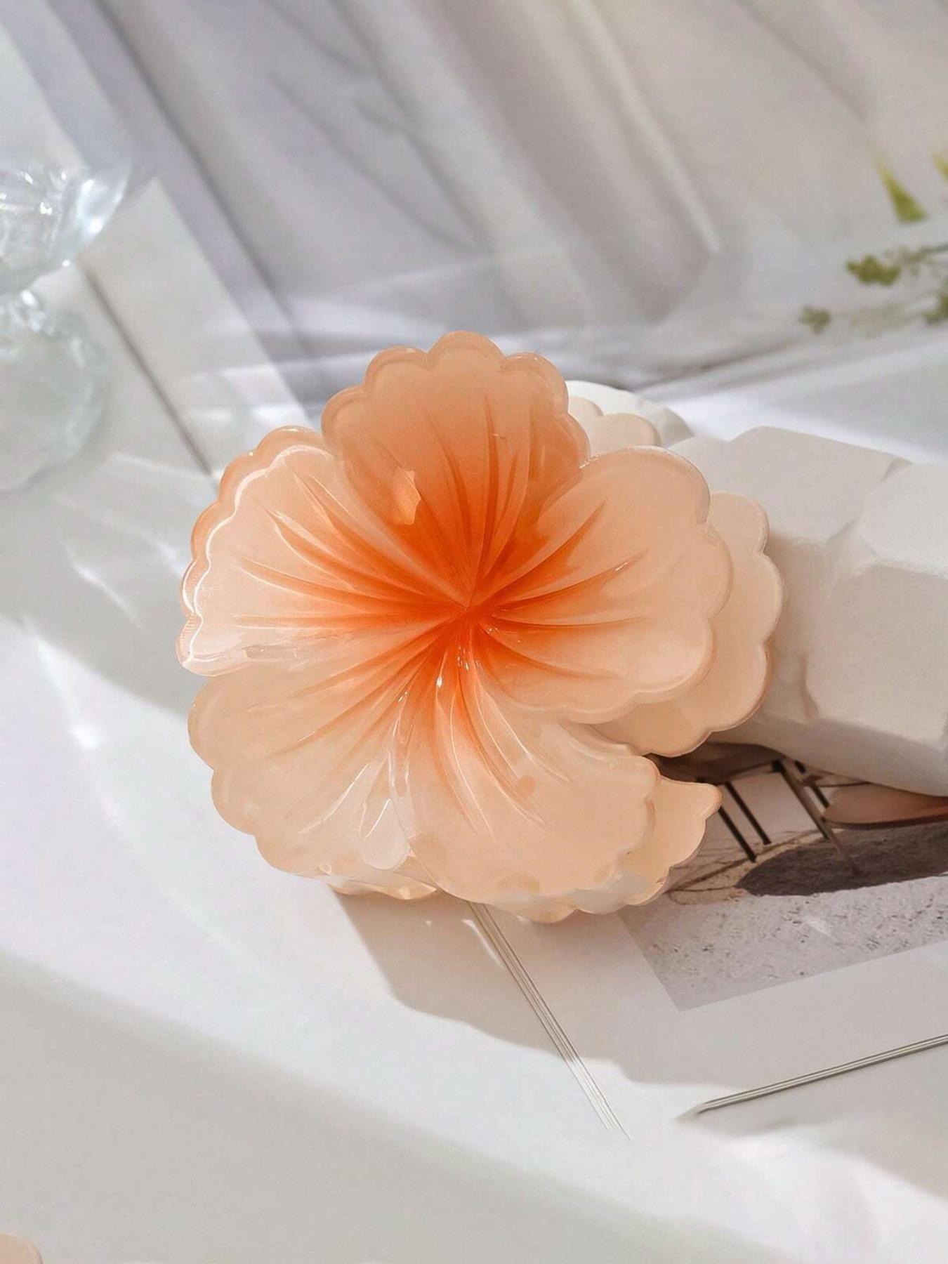 Blossom Design Hair Clips Set, & Blue Block, Layered Petal Texture, Secure Tooth Clip, Elegant All-Season Accessory