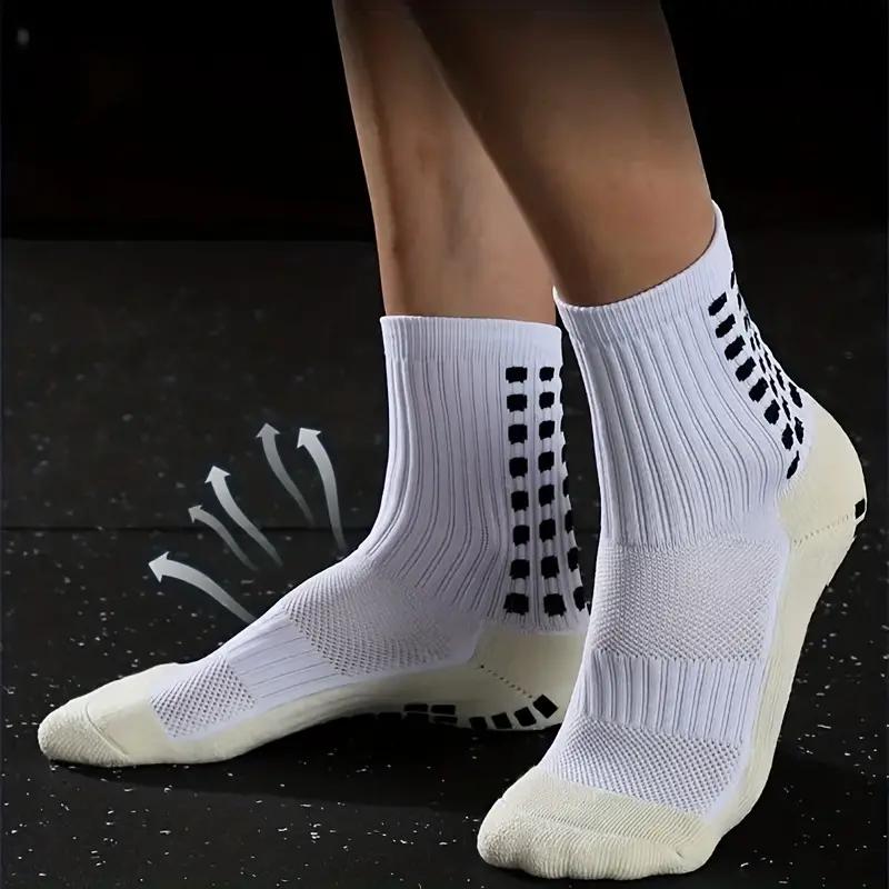 3pairs Men's Fashion Anti-skid Striped Thickened Comfortable Sports Socks For Football Basketball Soccer 3pairs Men's Fashion Anti-skid Striped Thickened Comfortable Sports Socks For Football Basketball Soccer
