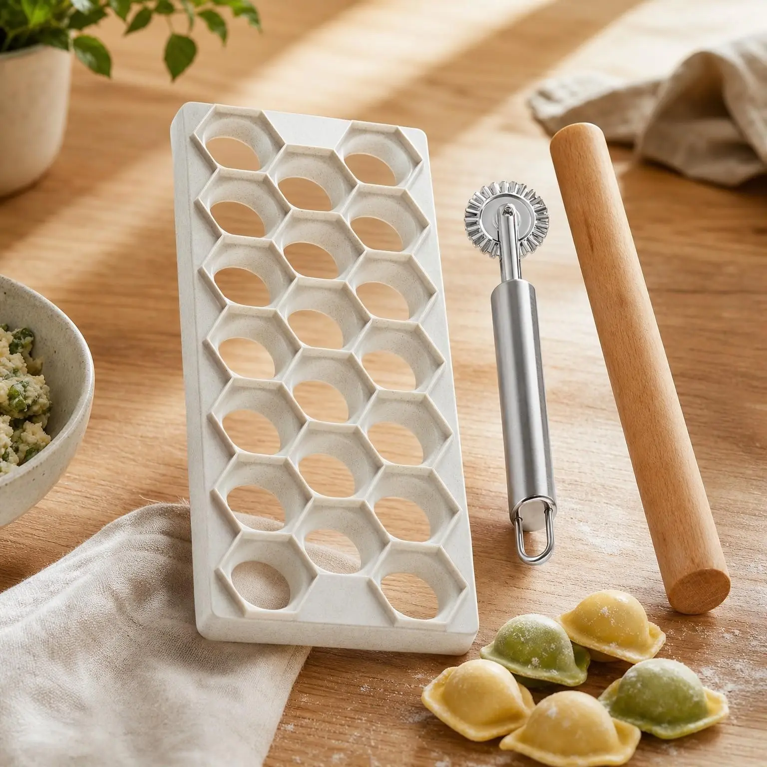 Russian Ravioli Maker Dumplings Mold, Pelmeni Mold Dumpling Maker Machine | 20-Hole Plastic Pelmeni Set with Wood Rolling Pin and Wheel Cutter, Manual Dough Tool Kit