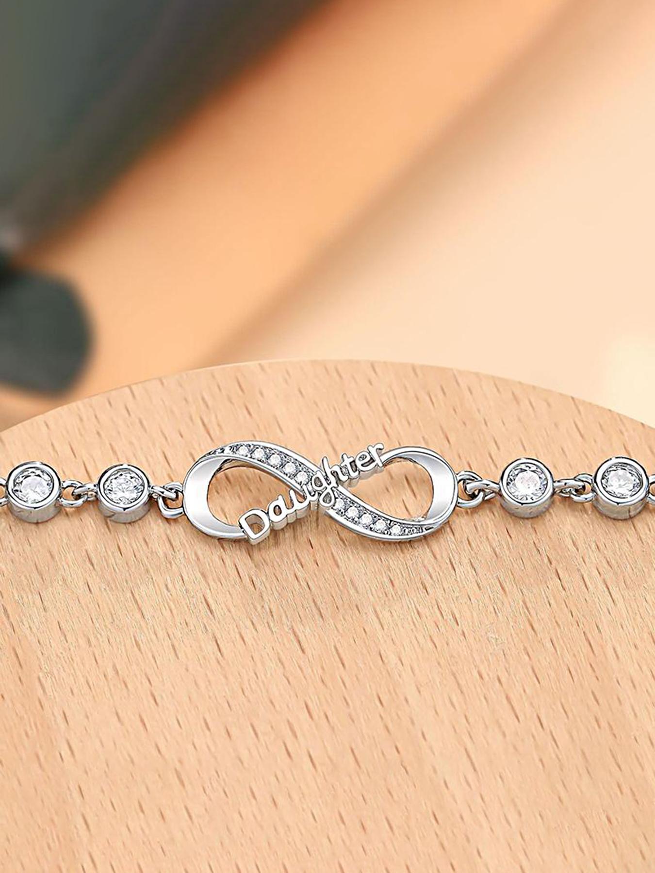 Mother's Day gift, a necklace set filled with endless tender love, adjustable infinity bracelet suitable for women. Give it to your daughter. As a Mother's Day gift for your mom, it can be a school season necklace gift or a Teacher's Day bracelet gift.