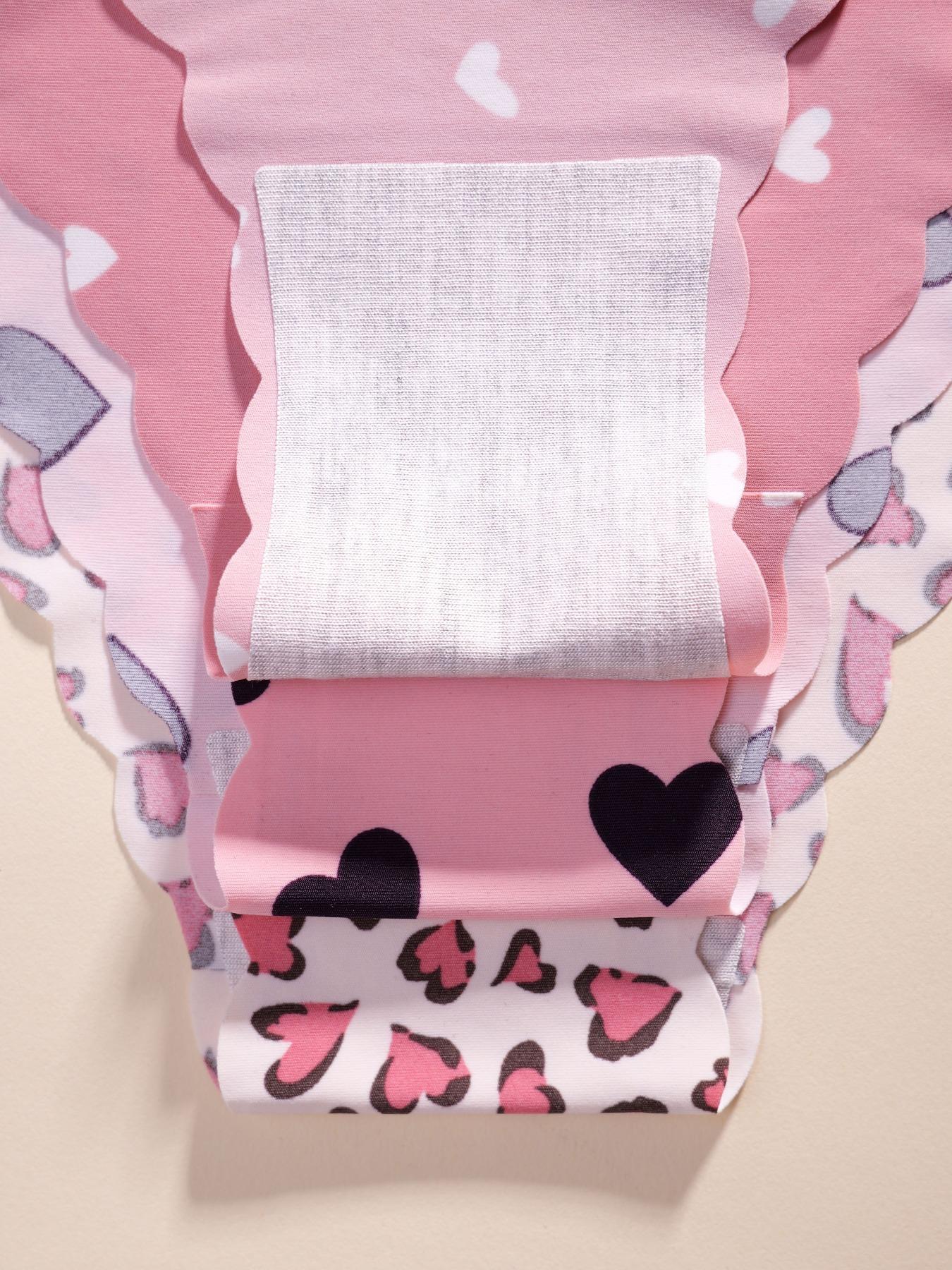 Women's Heart & Leopard Print Thong Panties, Comfortable Seamless Design, V-Shape Pull-Up Waistband, Wave Hem Cut, Casual Fitted Underwear, Breathable Fit Panties