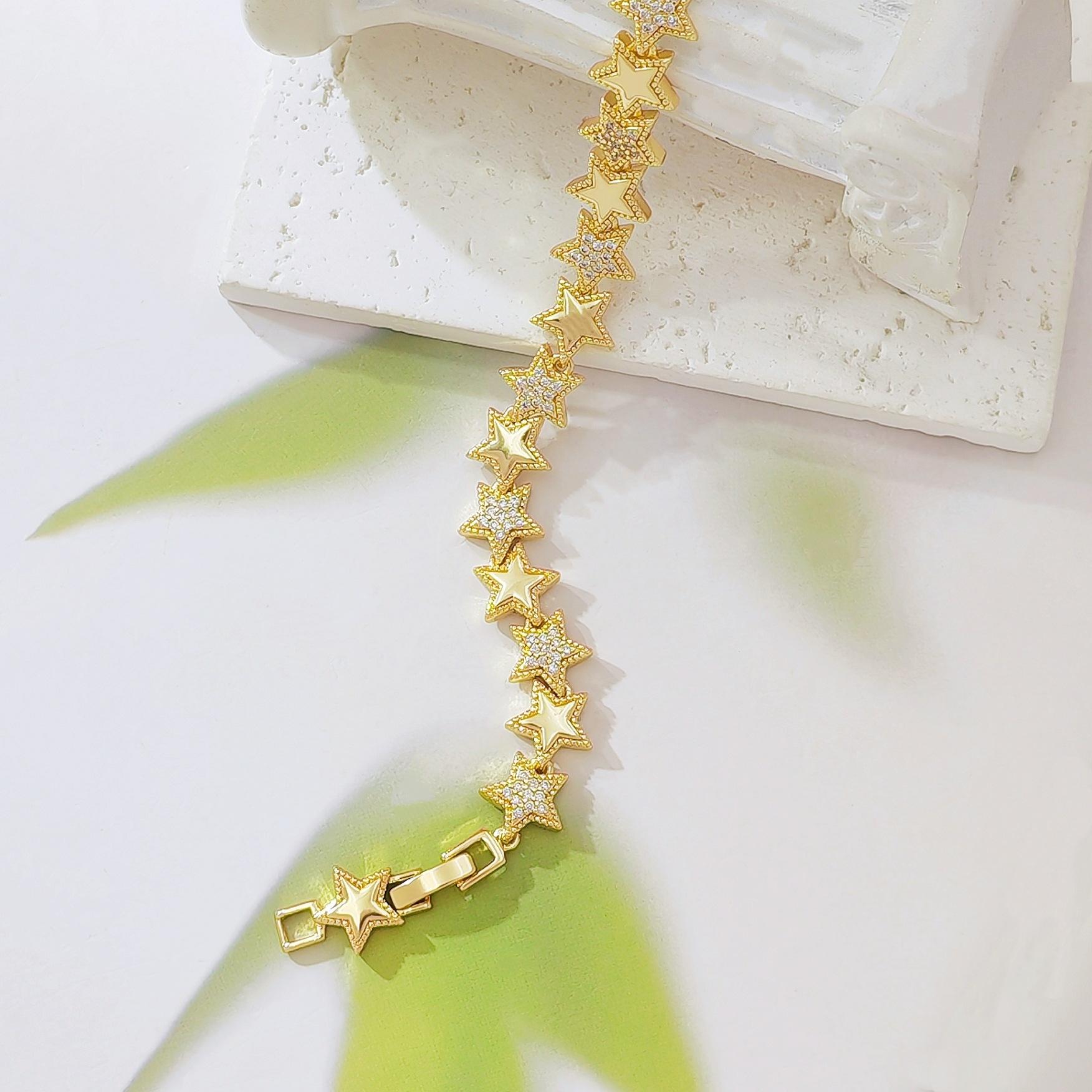 Women's 18 Karat Gold-Plated Star Tennis Bracelet, Dainty Sparkling Cubic Zirconia Link Chain, Celestial Eternity Jewelry, Elegant Wedding Charm, 7.48 in Birthday Christmas Gift for Her