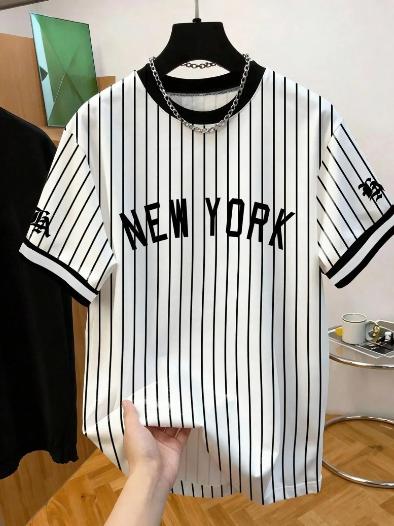 Men's Summer Striped Baseball T-Shirt, Athletic Fit Shirts, Athletic Tops, Athletic Streetwear, American Vintage Street Style Round Neck Short Sleeve, Casual Daily Wear Sportswear, Casual Fashion Sporty, Athletic Tee, Athletic Fitted Tee