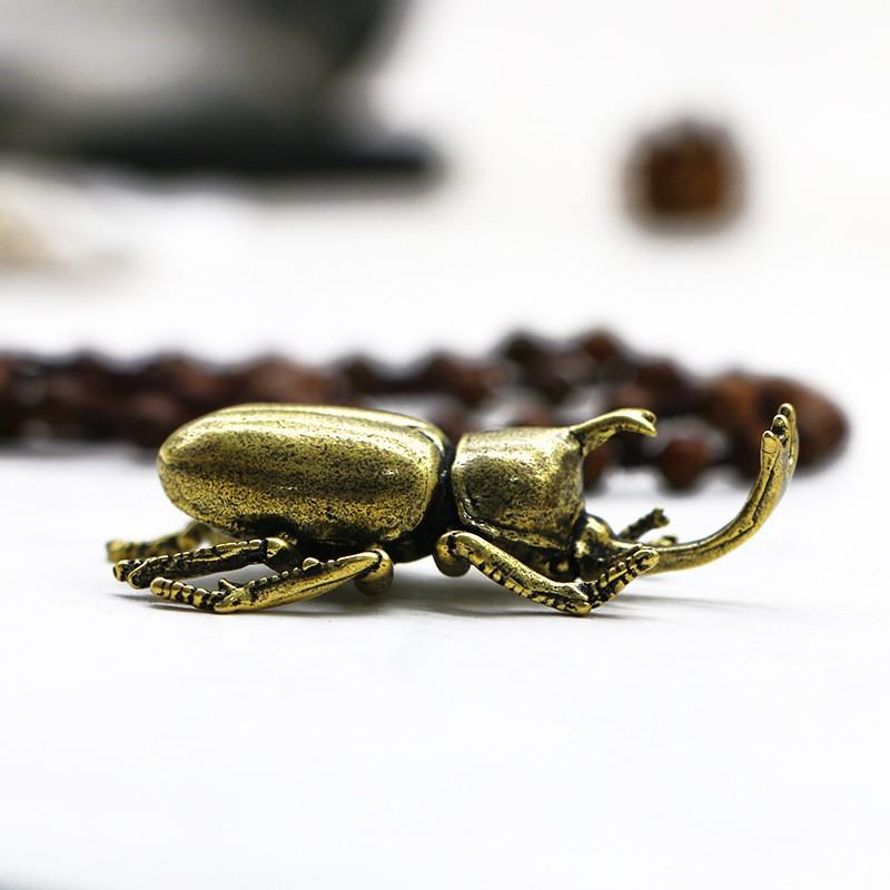 Brass Beetle Figurine, Hercules Beetle Long Horned Shell Bug Model, Metal Ornament, No Base Included, Decorative Accessory